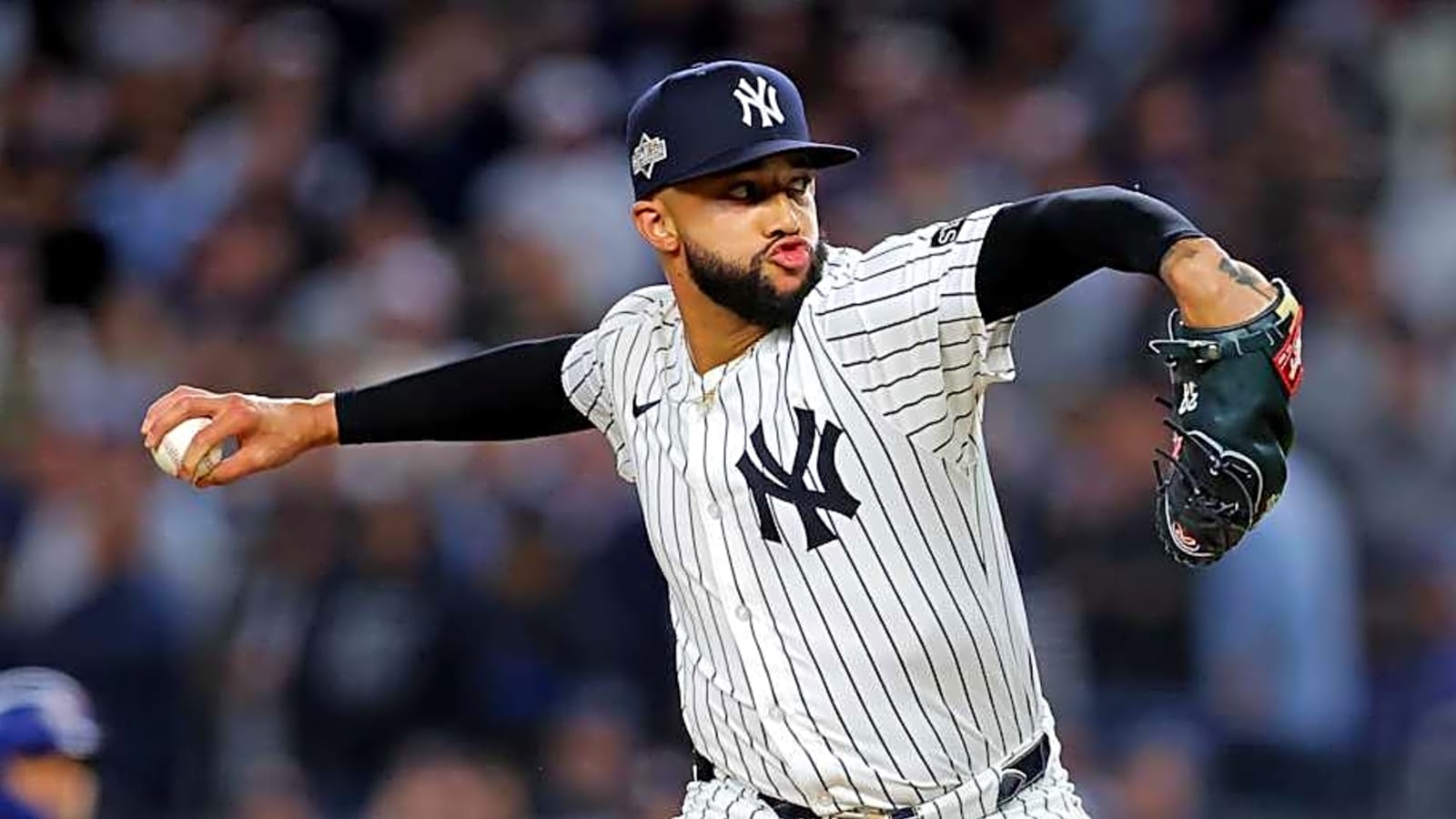 Devin Williams Sends Parting Shot at Yankees Fans