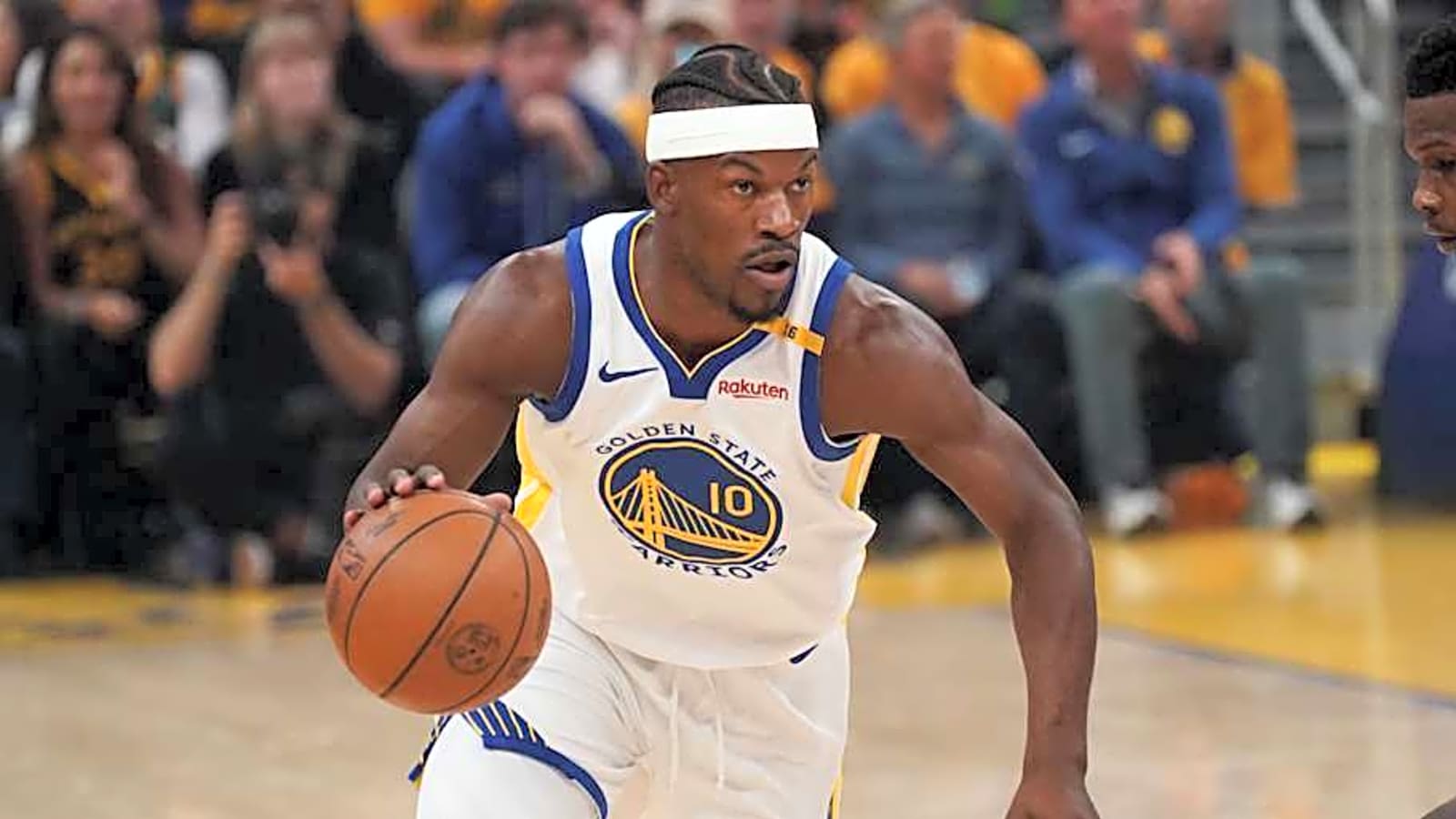 Jimmy Butler&#39;s Move On Anthony Edwards Goes Viral In Timberwolves-Warriors Game