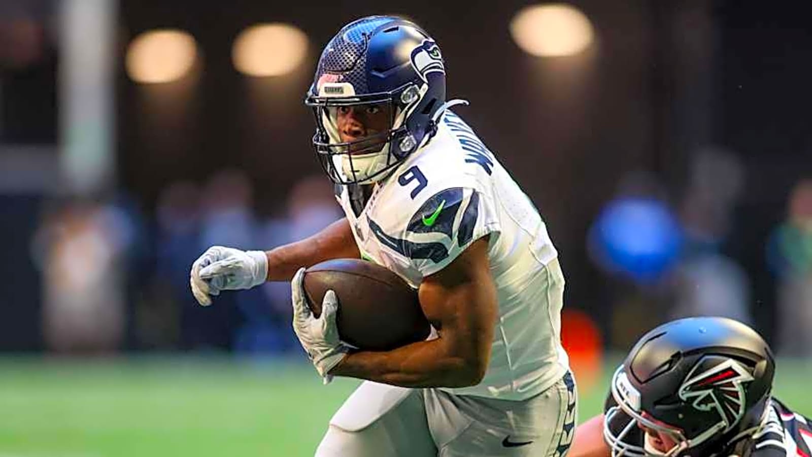 Seahawks&#39; Kenneth Walker III snubbed from top-10 NFL RBs list