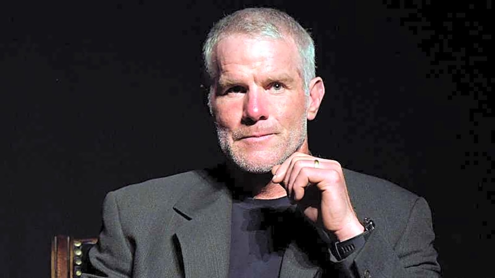 Brett Favre names one-loss SEC program that could easily win the national championship