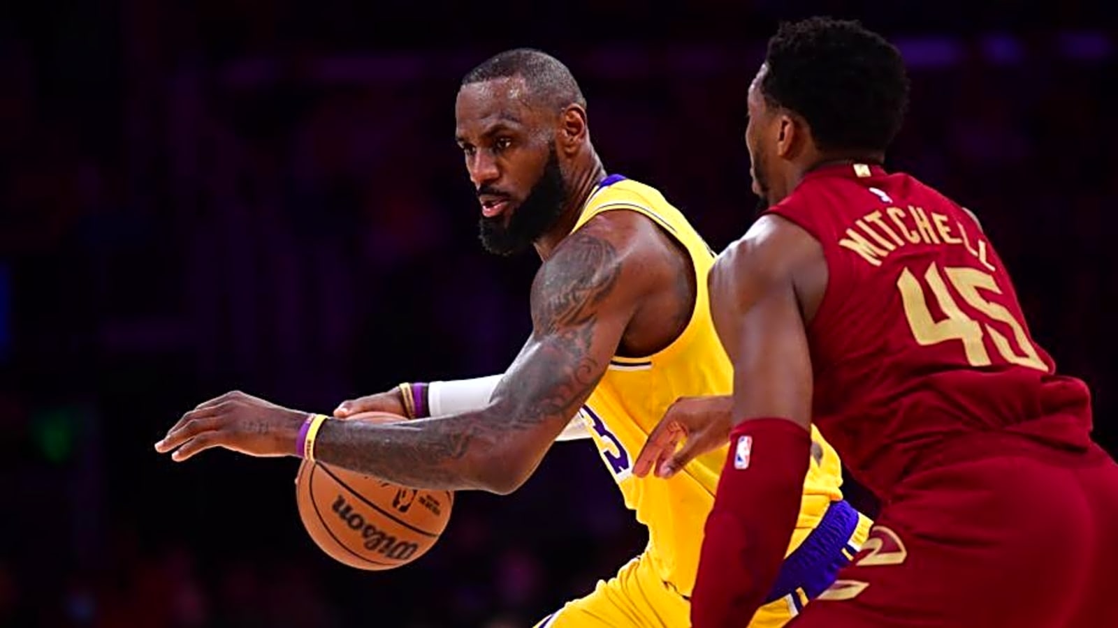 Cavs Interested in Signing LeBron James After Lakers Stint