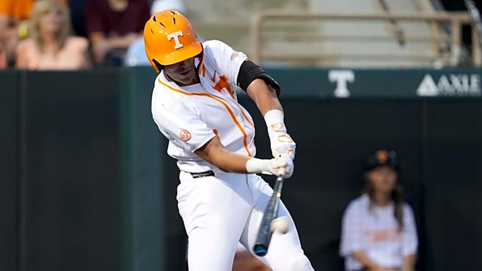 San Francisco Giants Continue Adding to Left Side of Infield in 2025 MLB Mock Draft