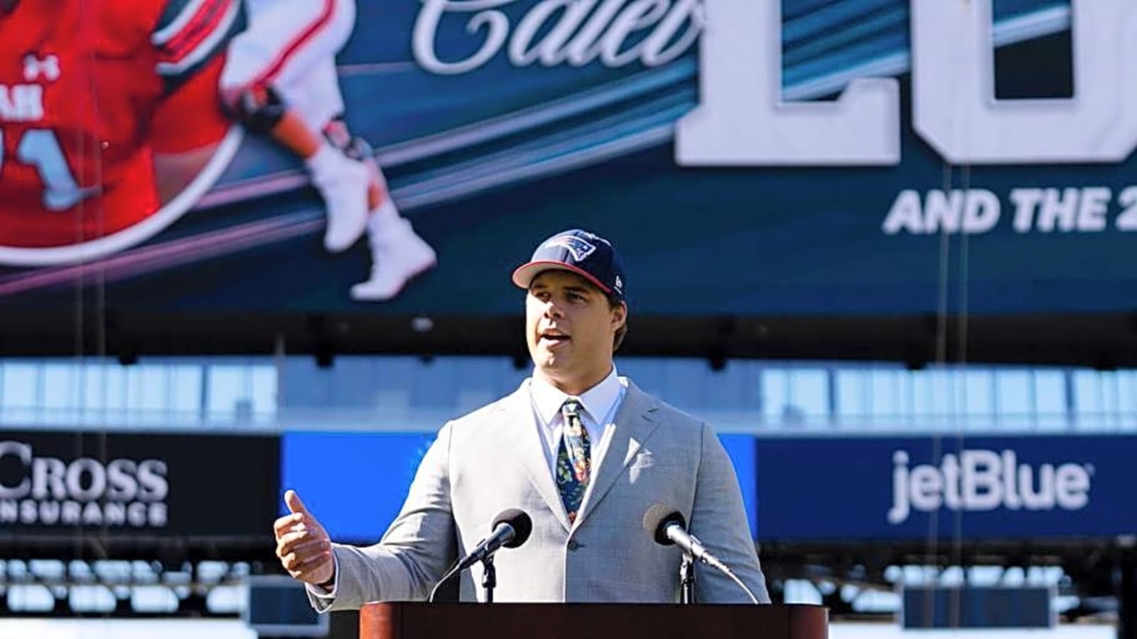Caleb Lomu Shouts Out Family's 'Effort' At Patriots Press Conference