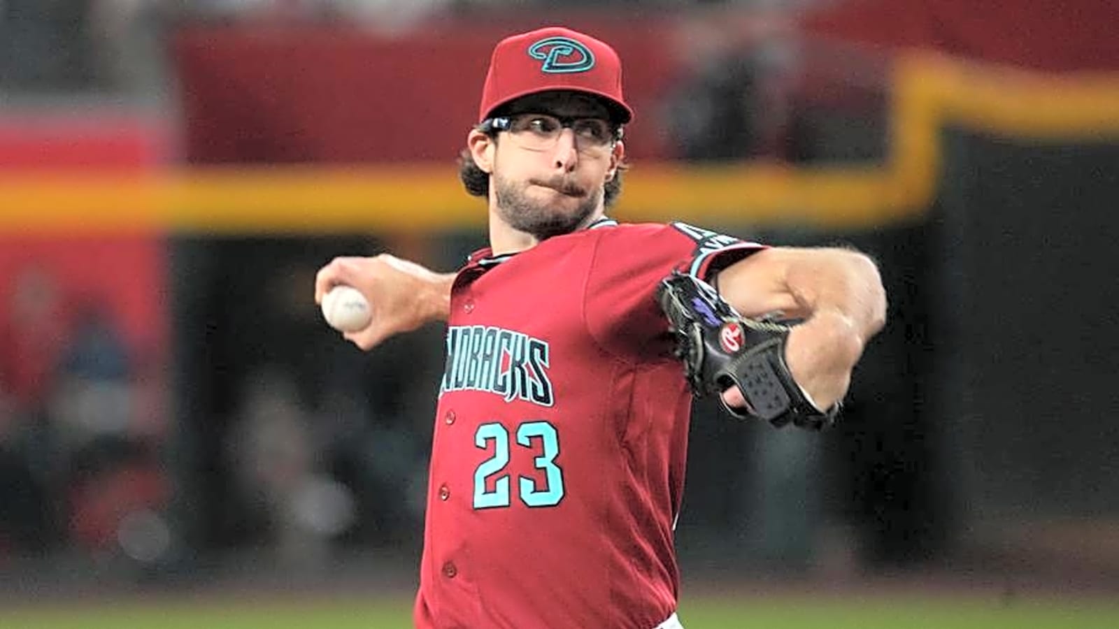 Diamondbacks-Royals Game Begins in Weather Delay