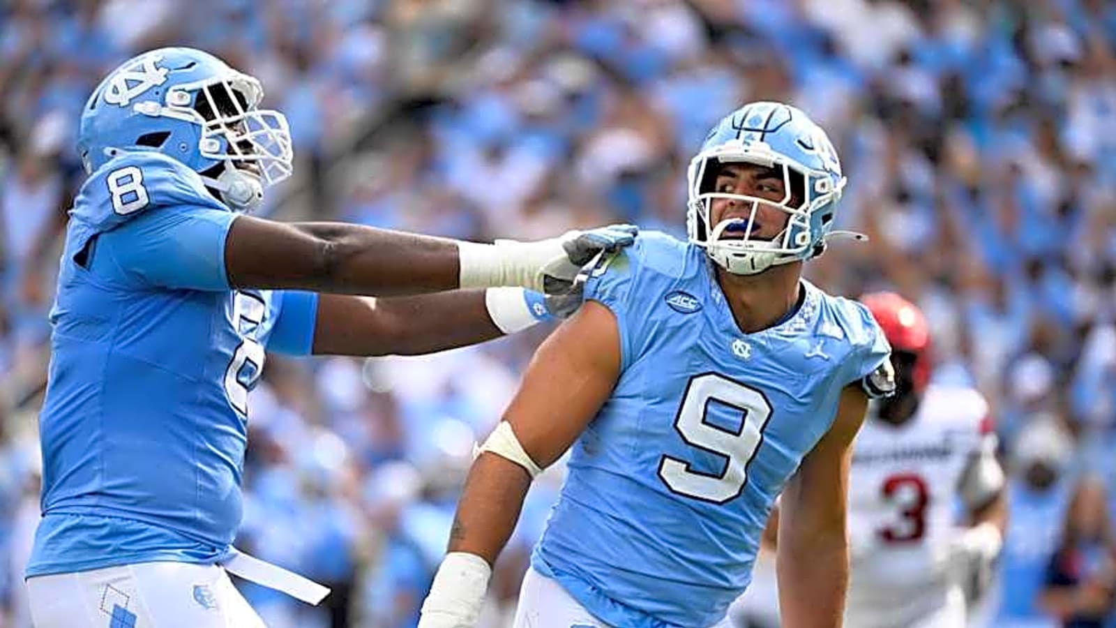 North Carolina Retains Star Pass Rusher
