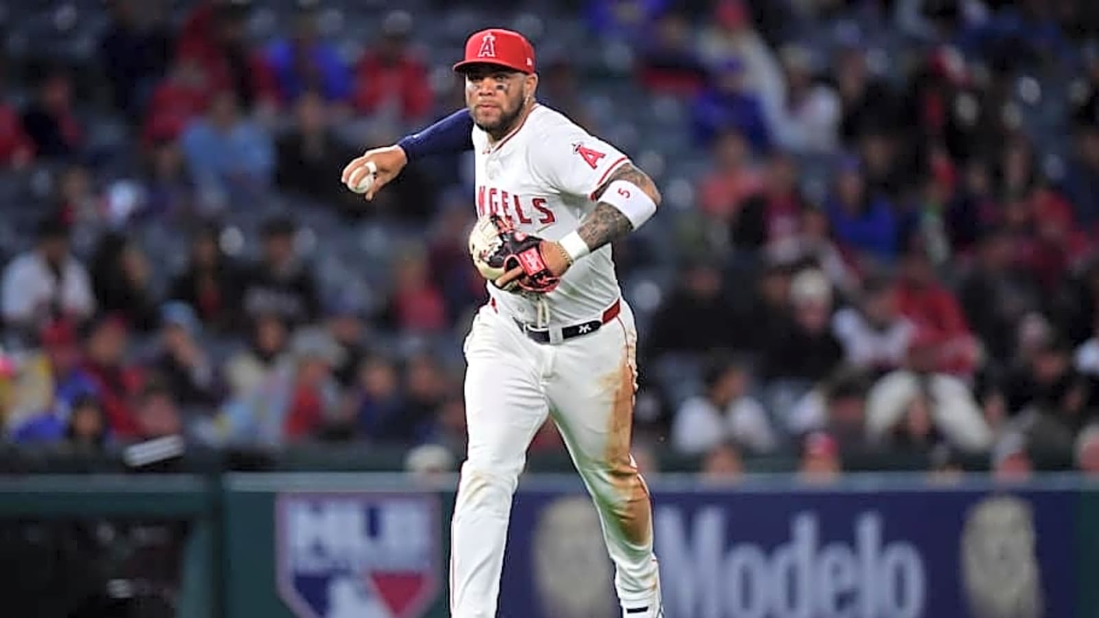 Angels&#39; $5 Million Infielder Provides Discouraging Update on Frustrating Injury