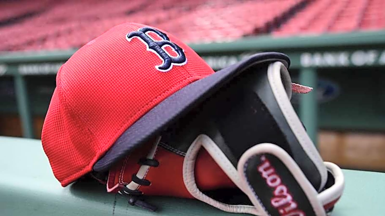 Red Sox Could Cut Ties With Gold Glover After Rafael Devers Trade, Per MLB Experts