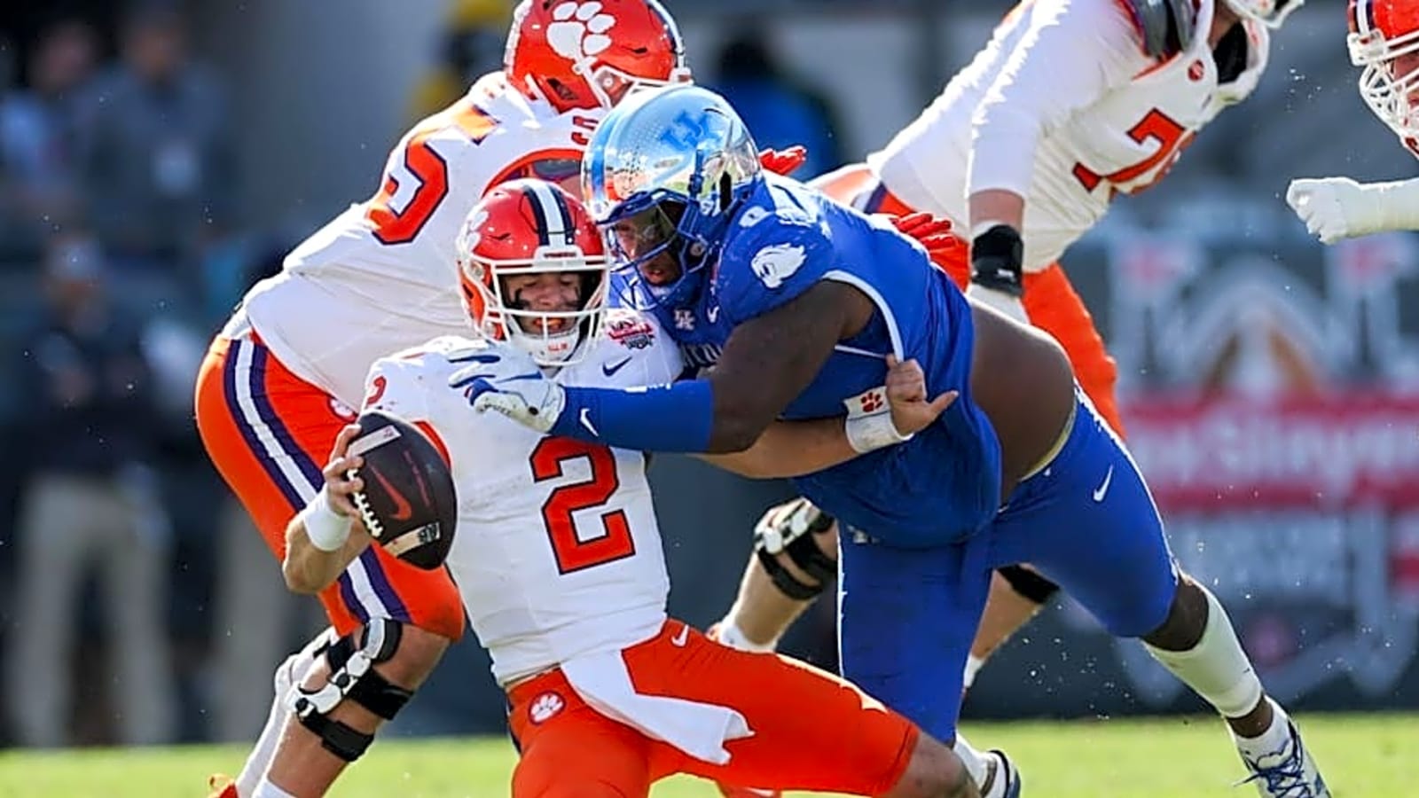 Bills lock up two Kentucky rookies, leaving only one unsigned draft class member