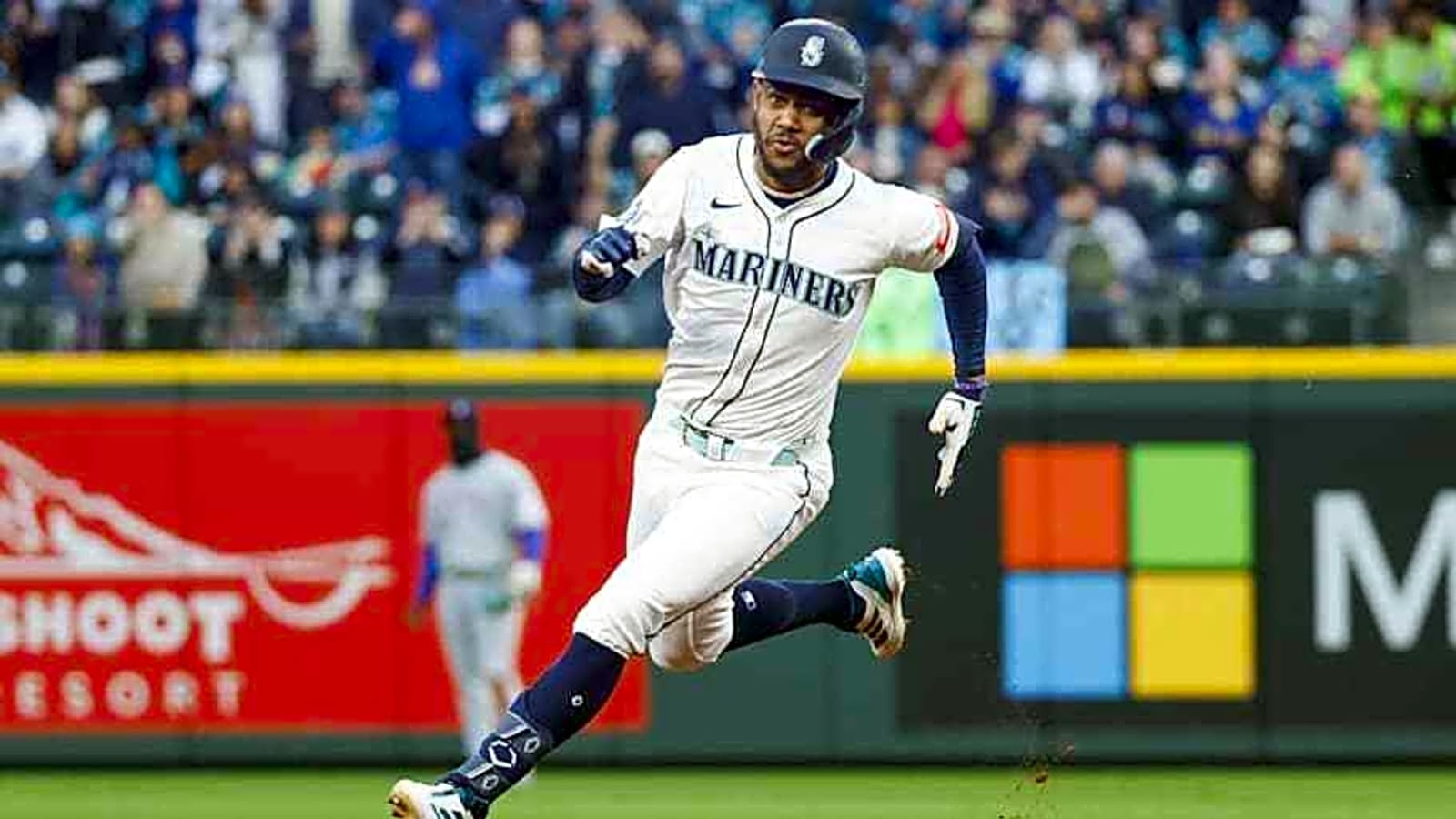 Seattle Mariners Superstar Julio Rodriguez Accomplishes Incredible Career Milestone