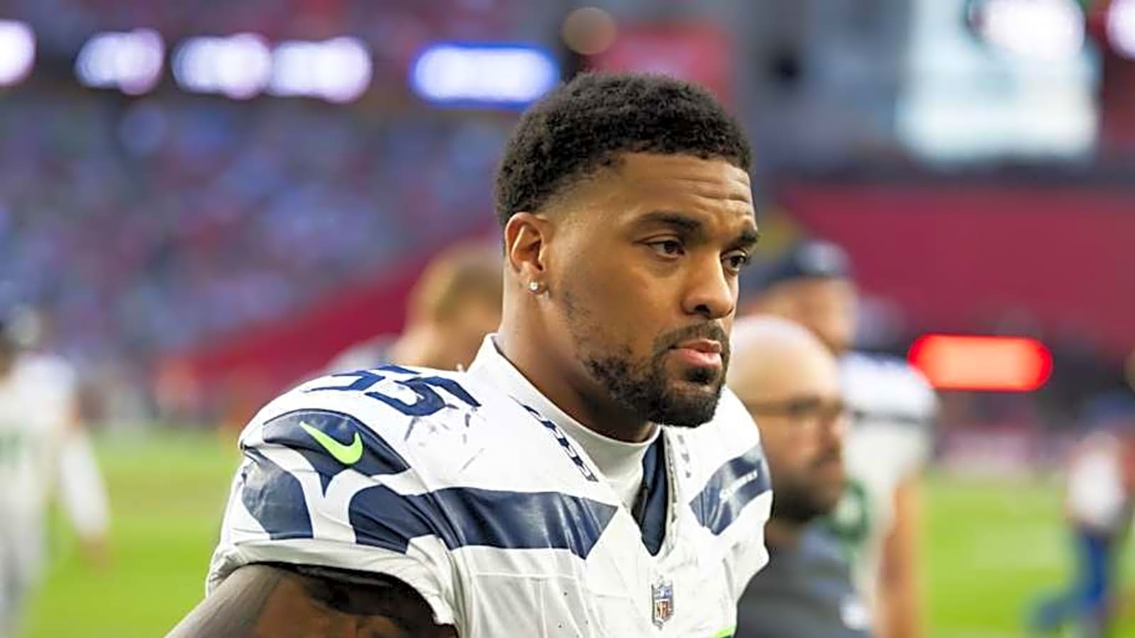 Analyst Slams Titans For $10 Million Signing