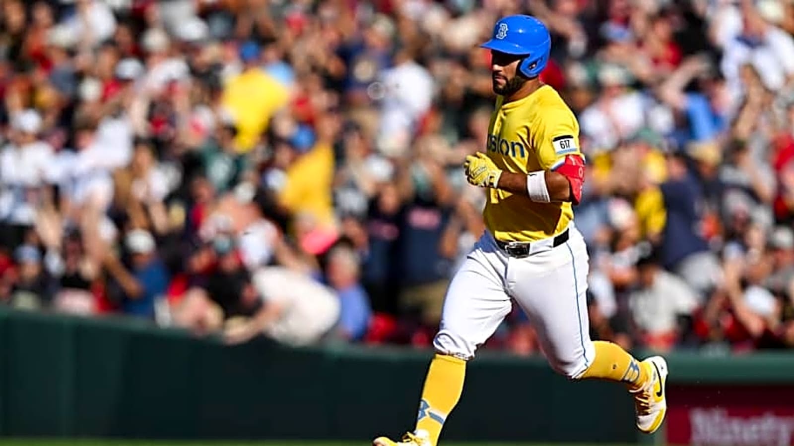 Former Red Sox, Mariners Journeyman Reportedly Signing With Royals