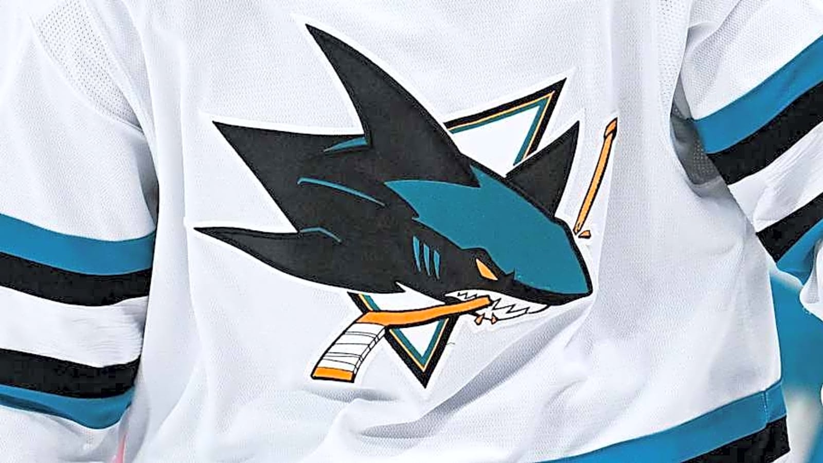 Sharks Reveal New Throwback Jerseys