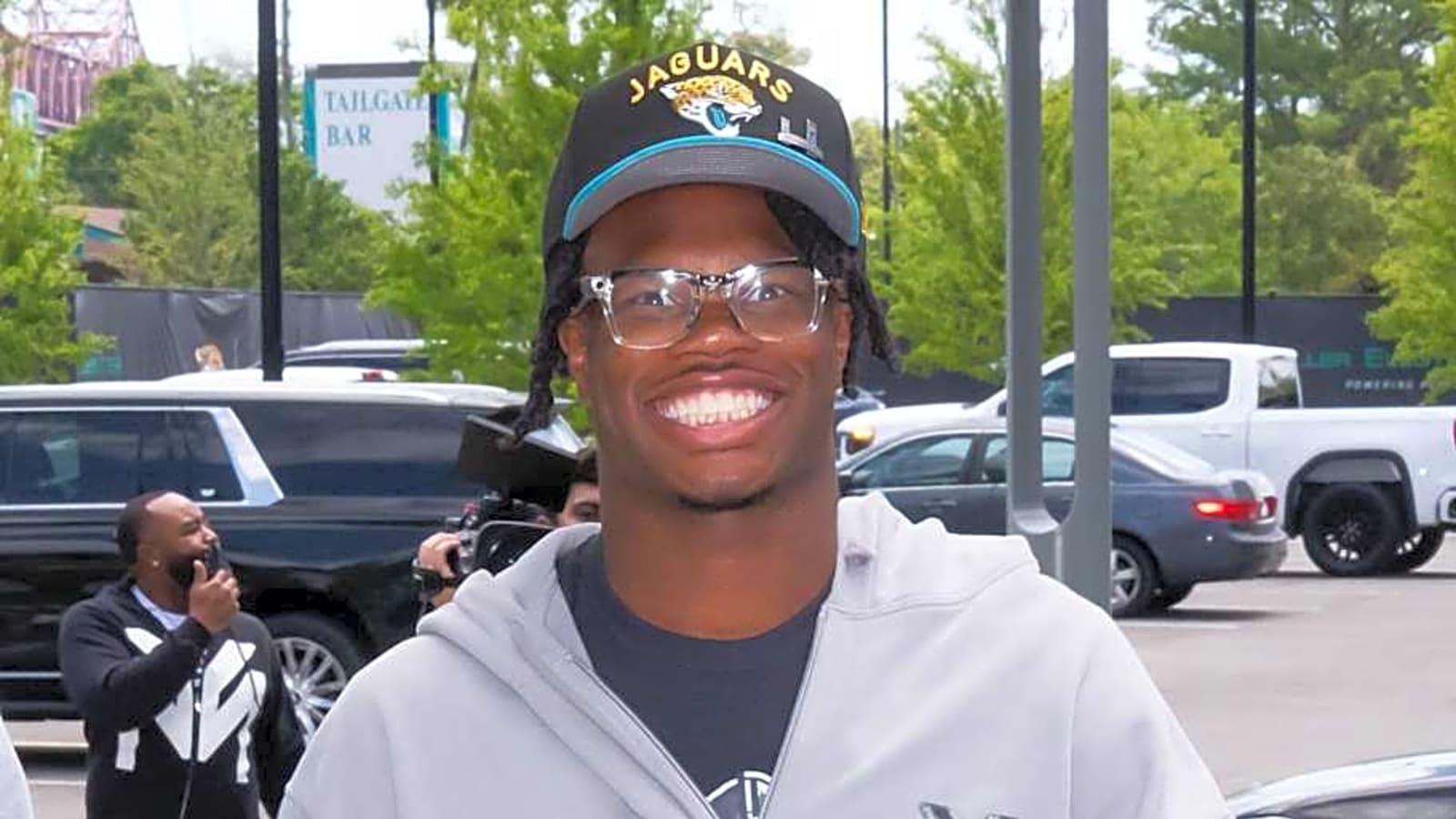 Travis Hunter&#39;s Honeymoon Turns Heads Before Jacksonville Jaguars Training Camp