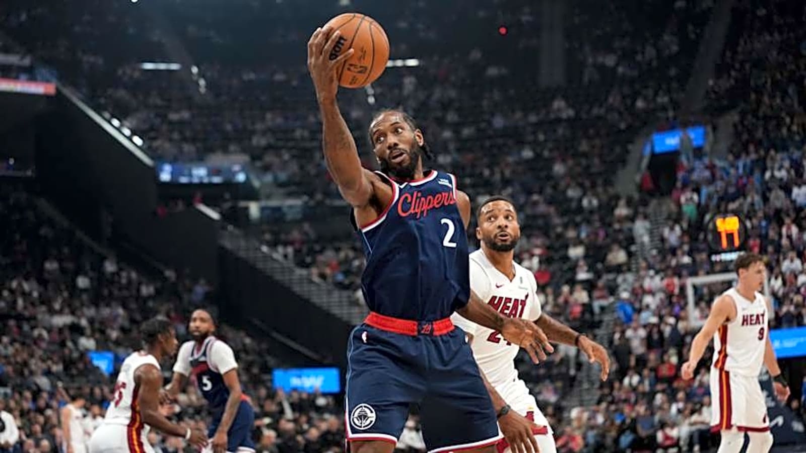 Offseason Kawhi Leonard Trade Destination Is Hiding in Plain Sight