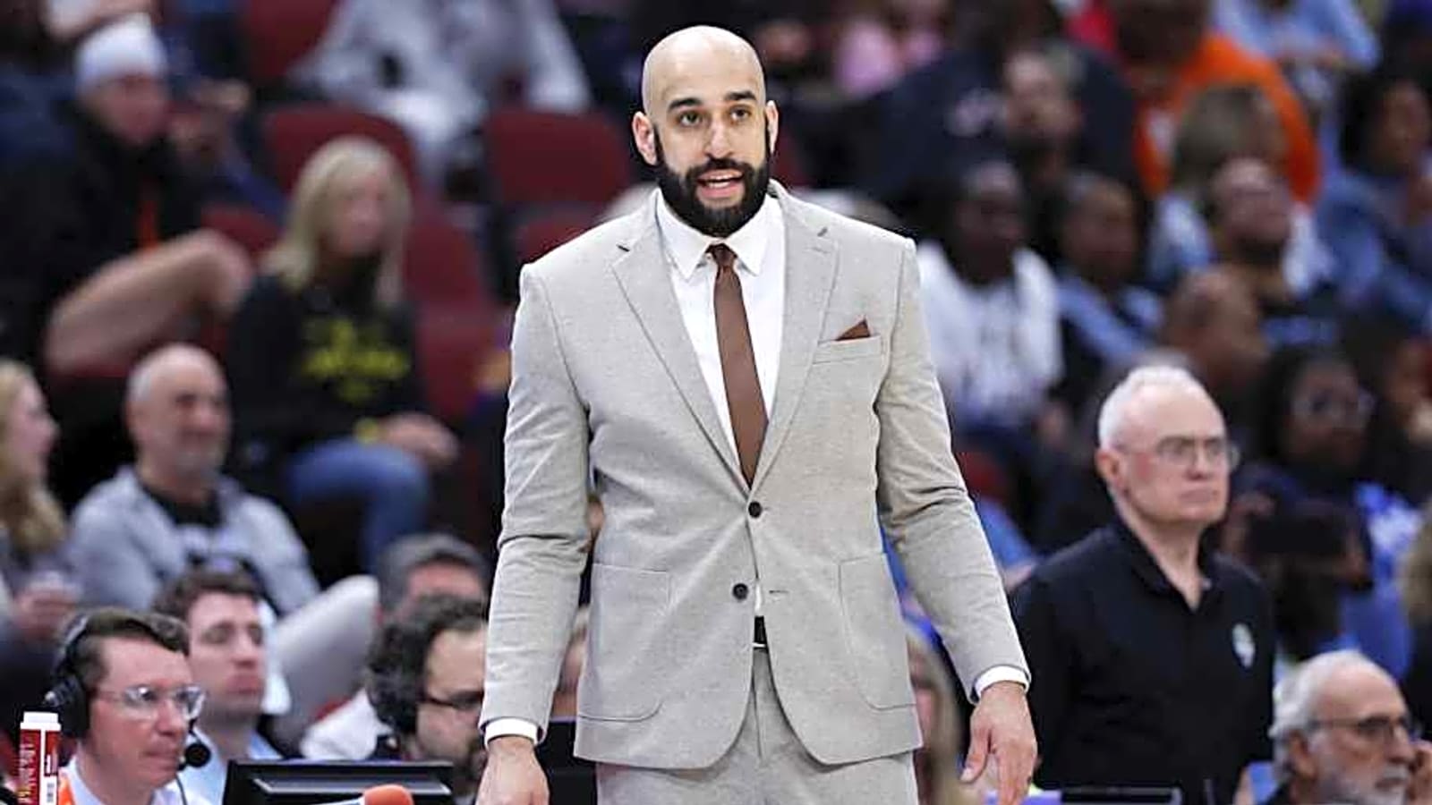 Fever Coach Austin Kelly Maintaining Continuity in Stephanie White&#39;s Absence