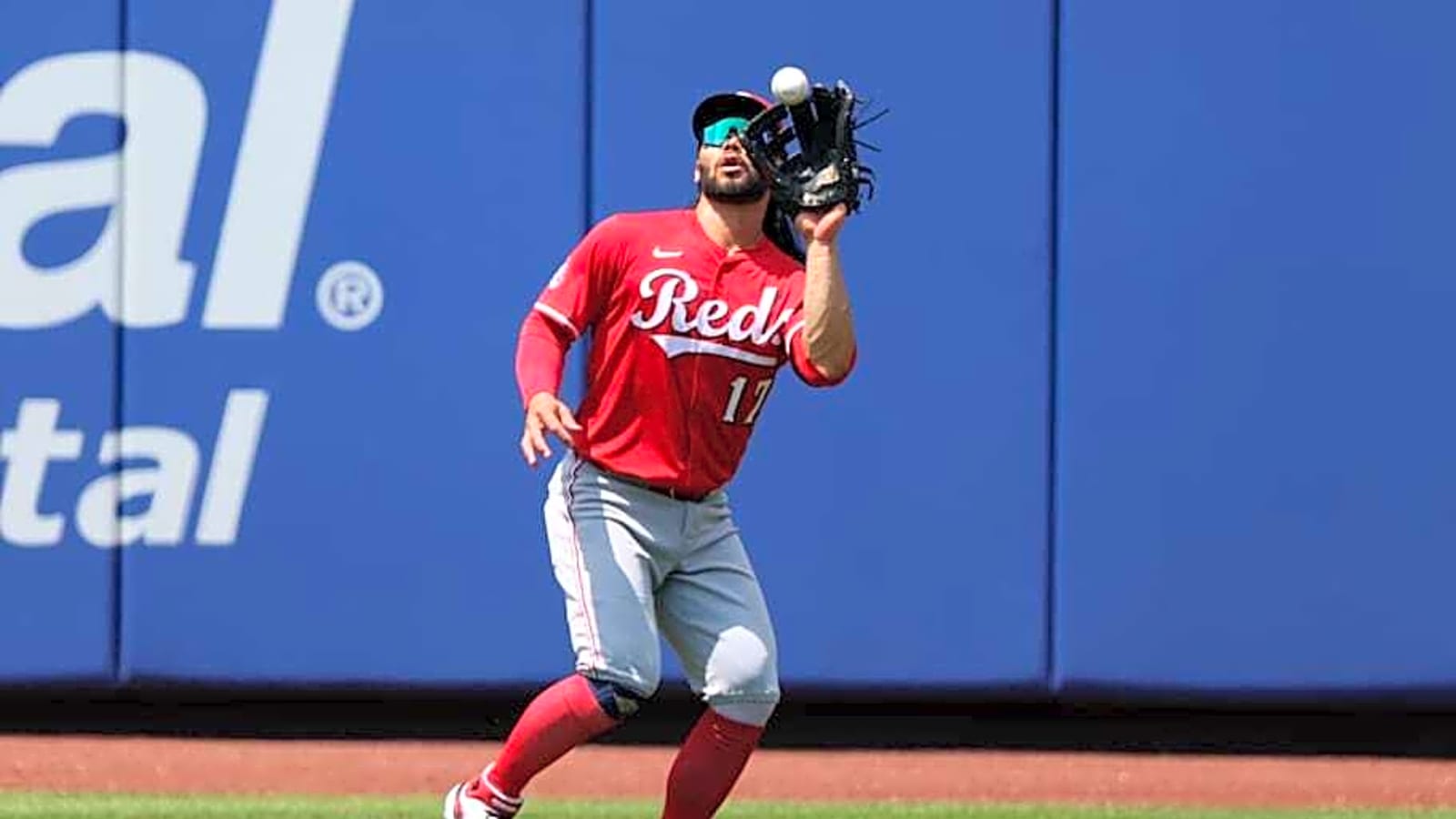 Cincinnati Reds Utility Player Elects Free Agency