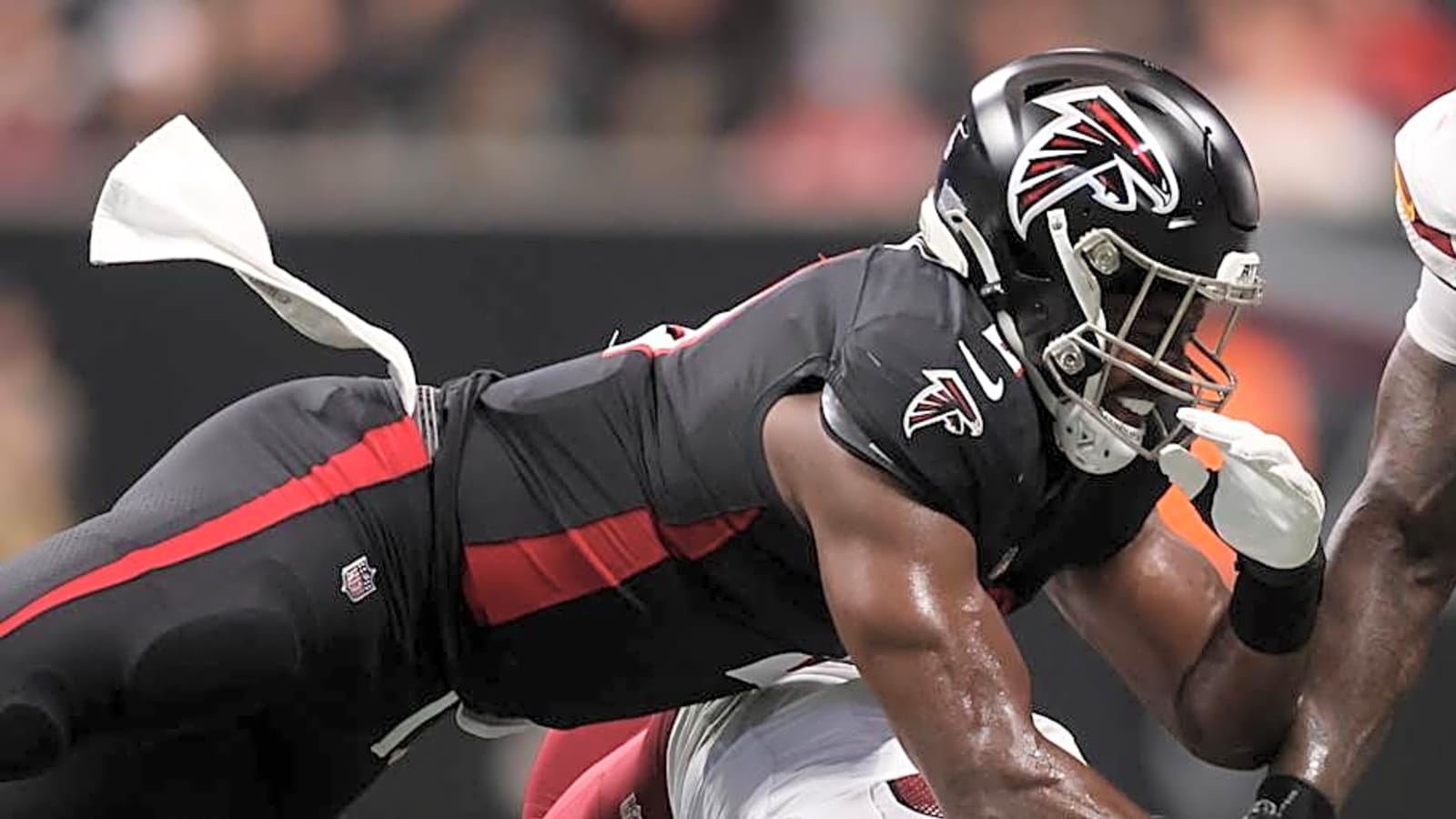 Deablo Expresses Eagerness to Get Healthy, Aid Spiraling Falcons