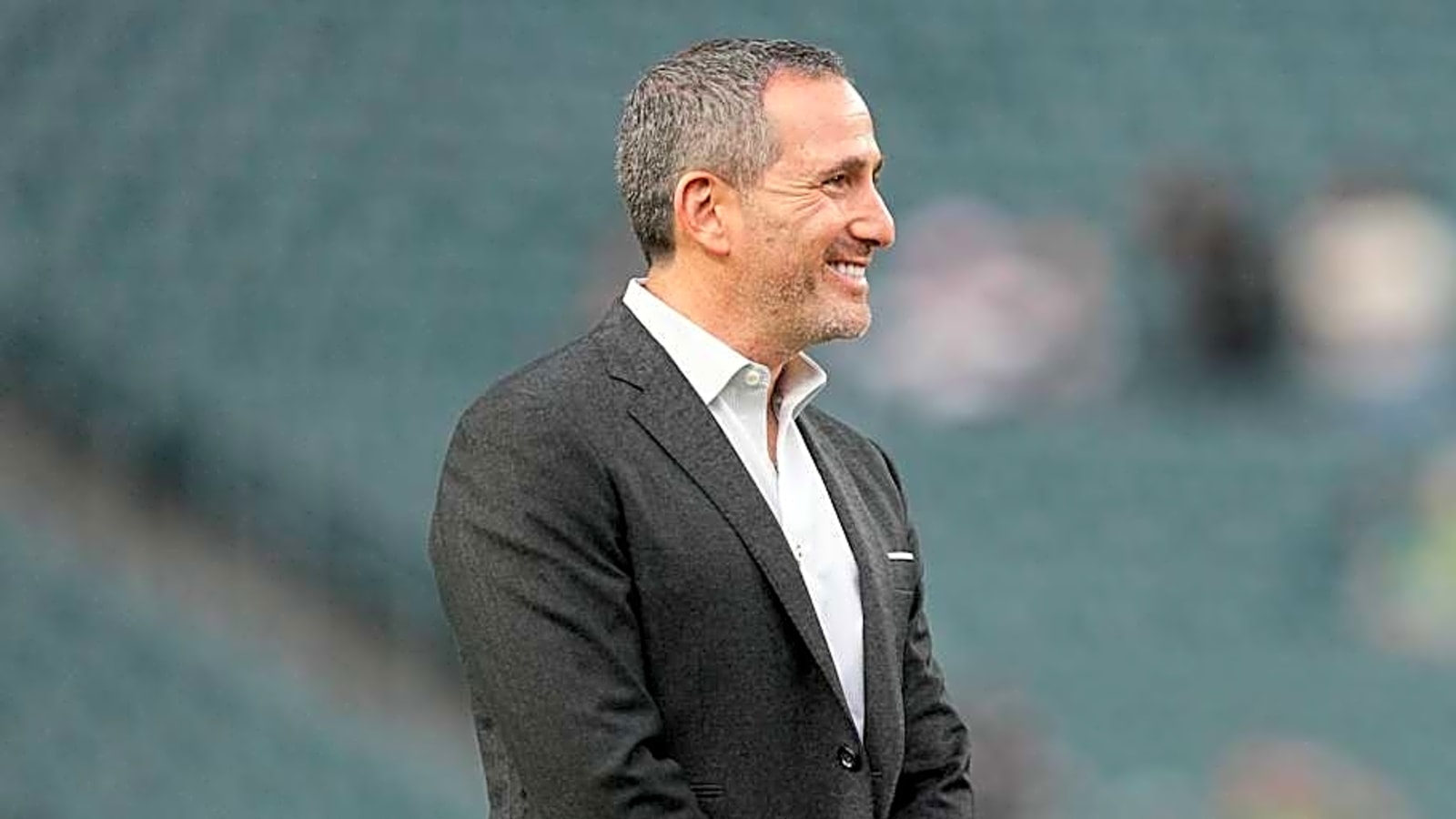 Eagles are one fearless signing away from becoming Super Bowl favorites
