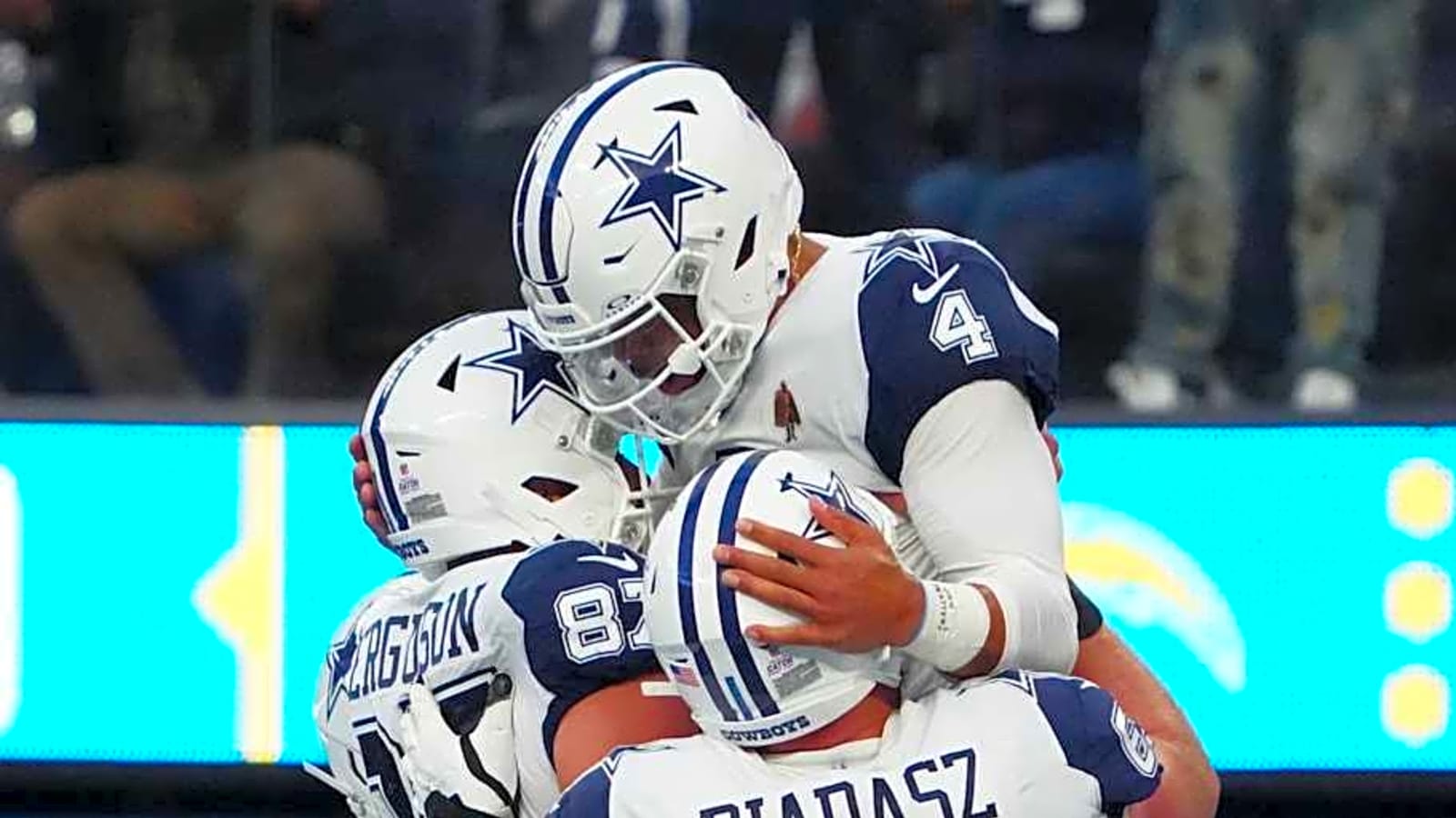 Dallas Cowboys have historic streak on the line vs Broncos in Week 8