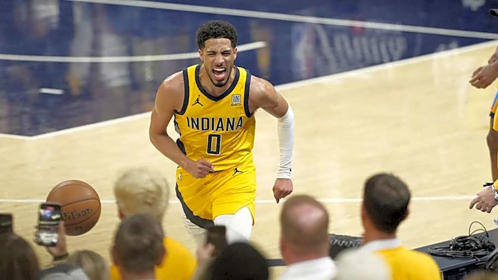 NBA World Reacts To Tyrese Haliburton&#39;s Performance In Thunder-Pacers Game