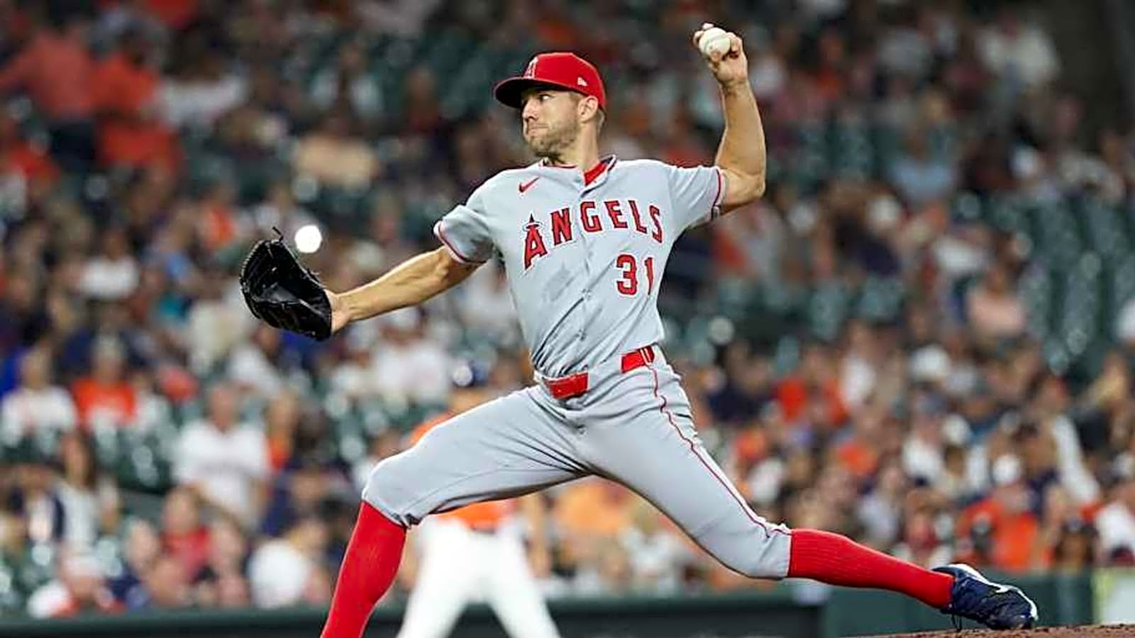 Angels&#39; All-Star Free Agent Plans to Play in 2026, Should Halos Bring Him Back?