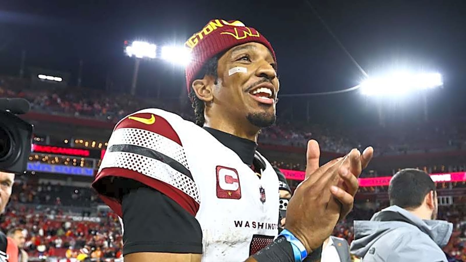 Commanders QB Jayden Daniels builds impact beyond the field