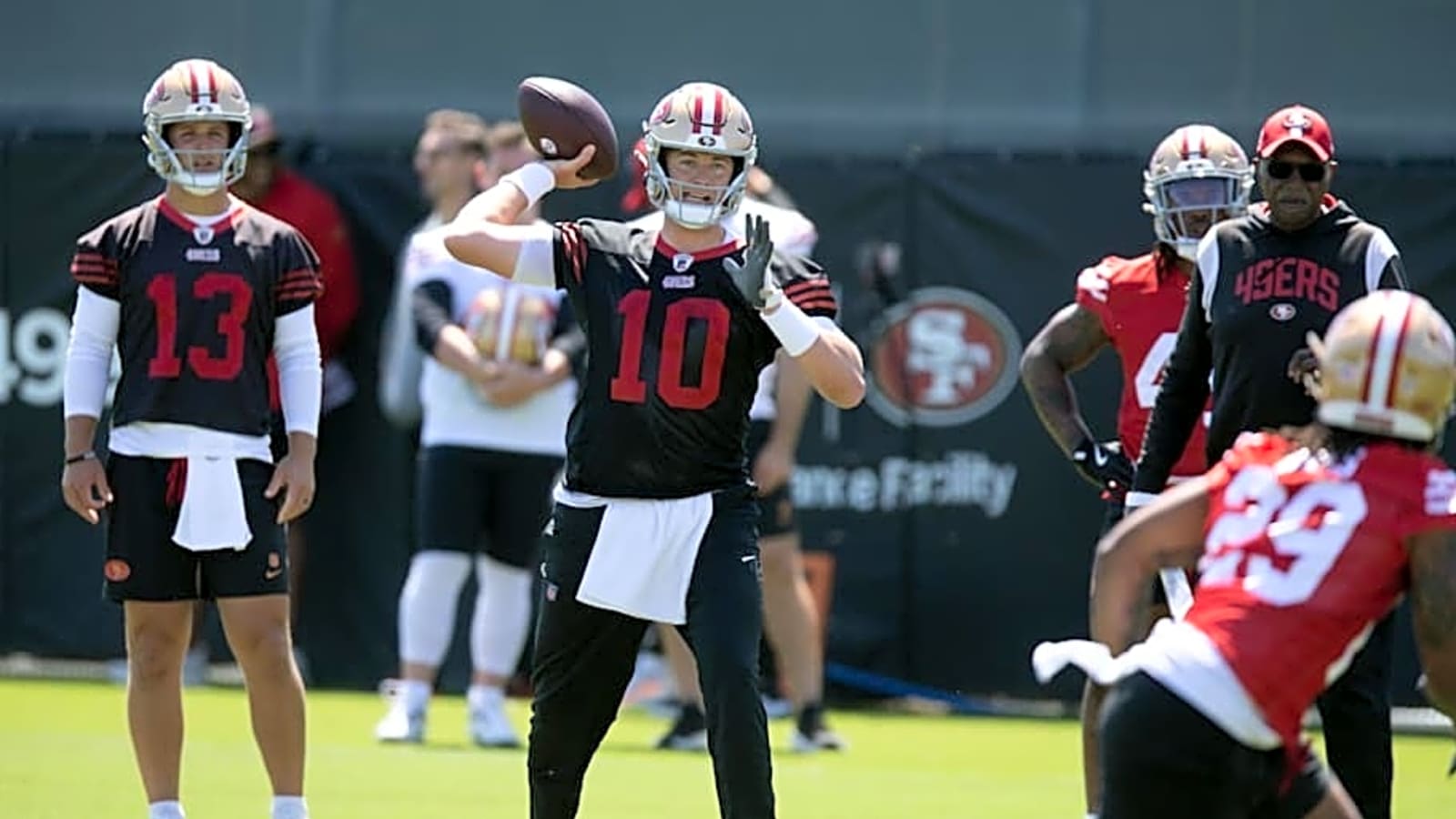 Rams Rivals&#39; Believes Mac Jones Is a Starting-Caliber Quarterback