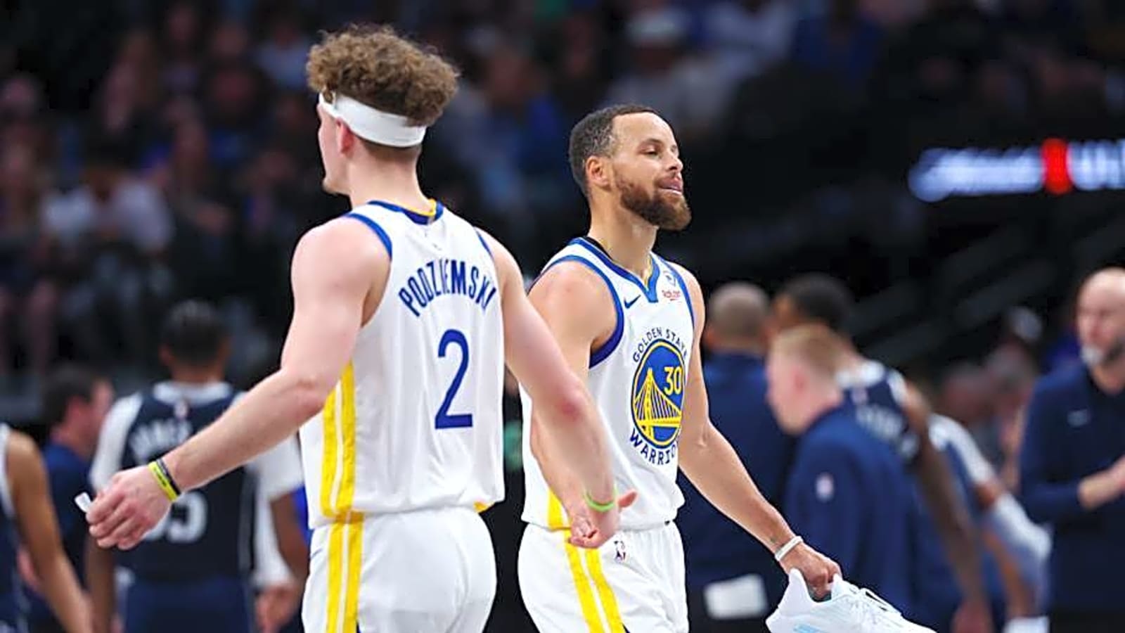 Key Warriors Player Reacts to Team Not Signing Free Agents