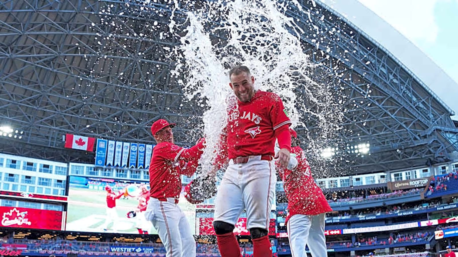 Blue Jays&#39; George Springer Hits Major MLB Milestone in Dramatic Fashion