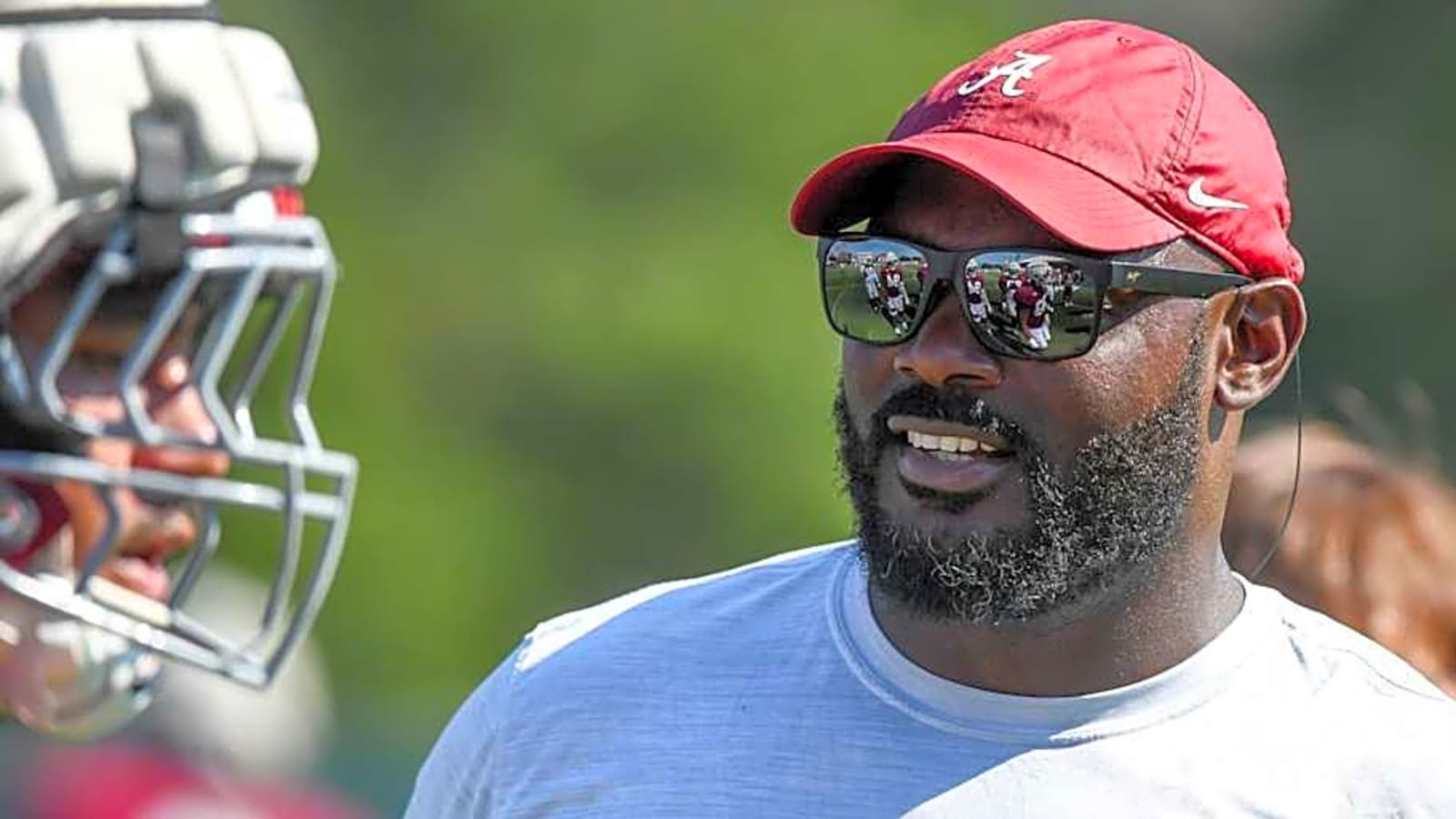 &#39;He&#39;s Like an Uncle to Me&#39;: Alabama DL Commit Speaks on Relationship with Freddie Roach