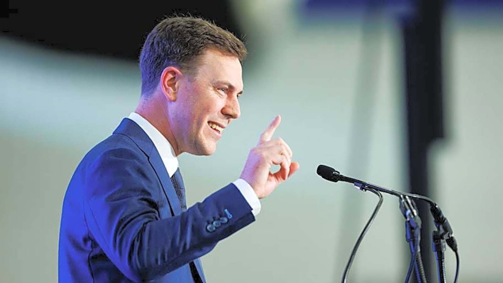 Kentucky picks up commitment from transfer WR