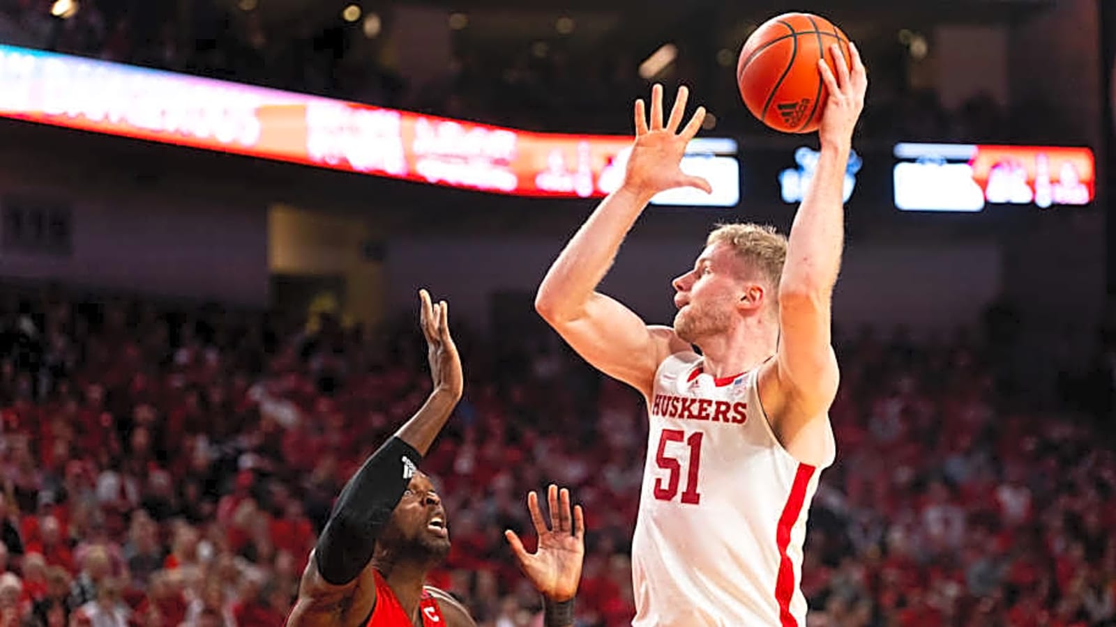 Nebrasketball Seniors Rienk Mast, Sam Hoiberg Ready For One Last Go