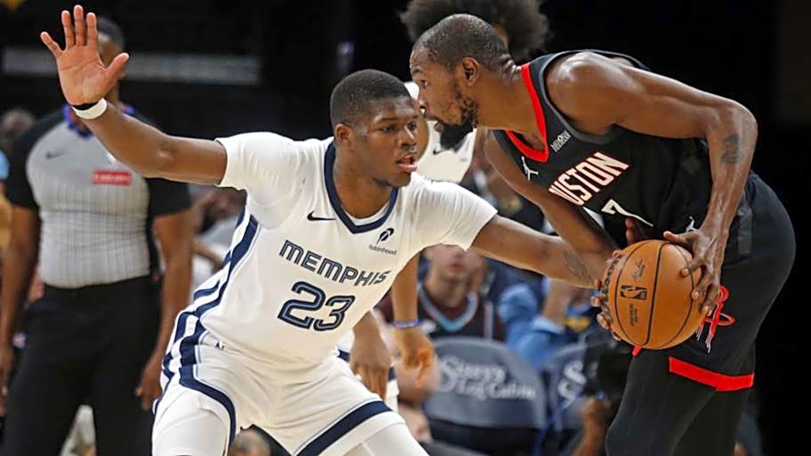 Memphis Grizzlies' rookie climbs up award odds after early success