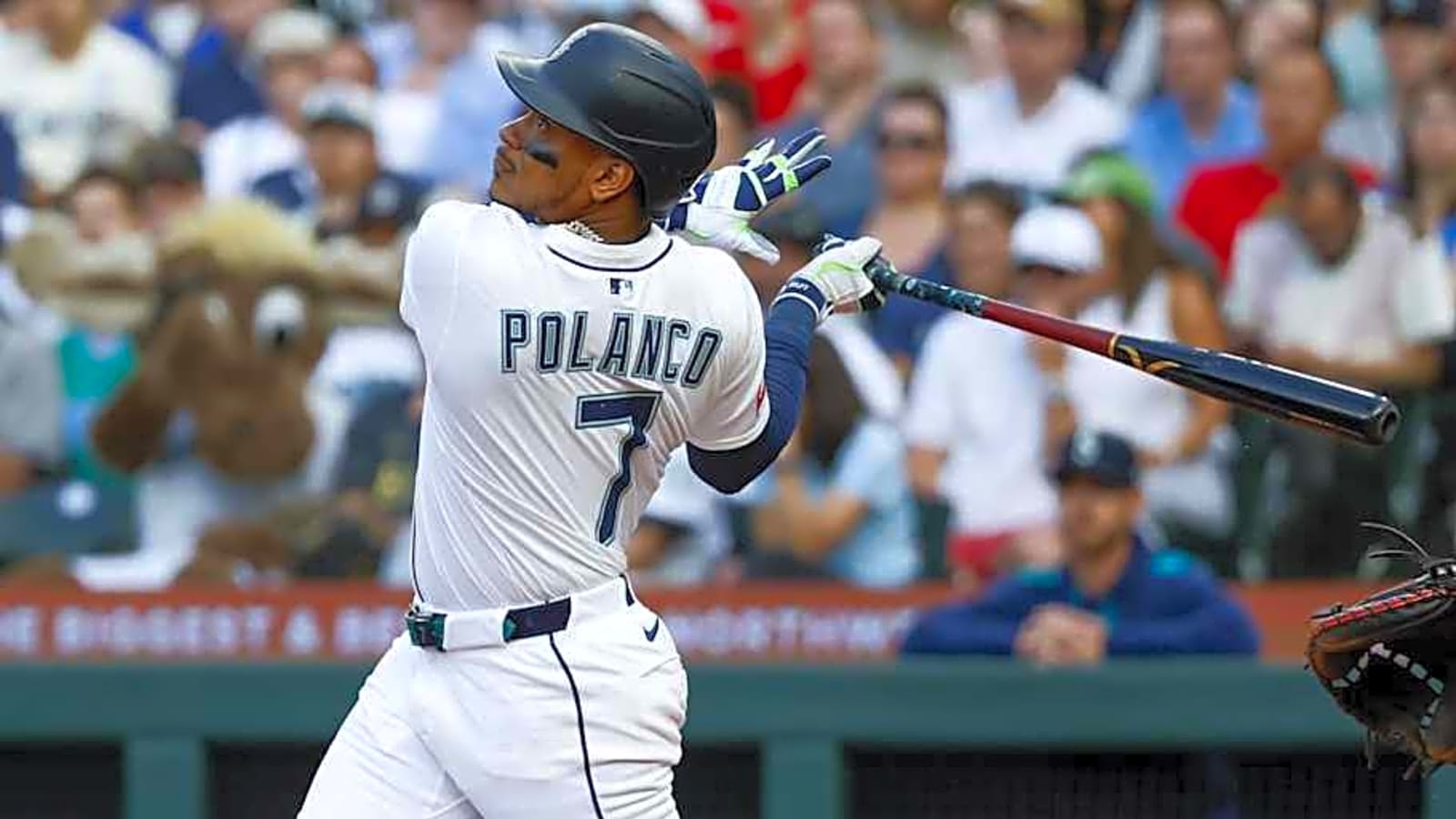Seattle Mariners Slugger Jorge Polanco Back in Lineup After Alarming Exit Sunday