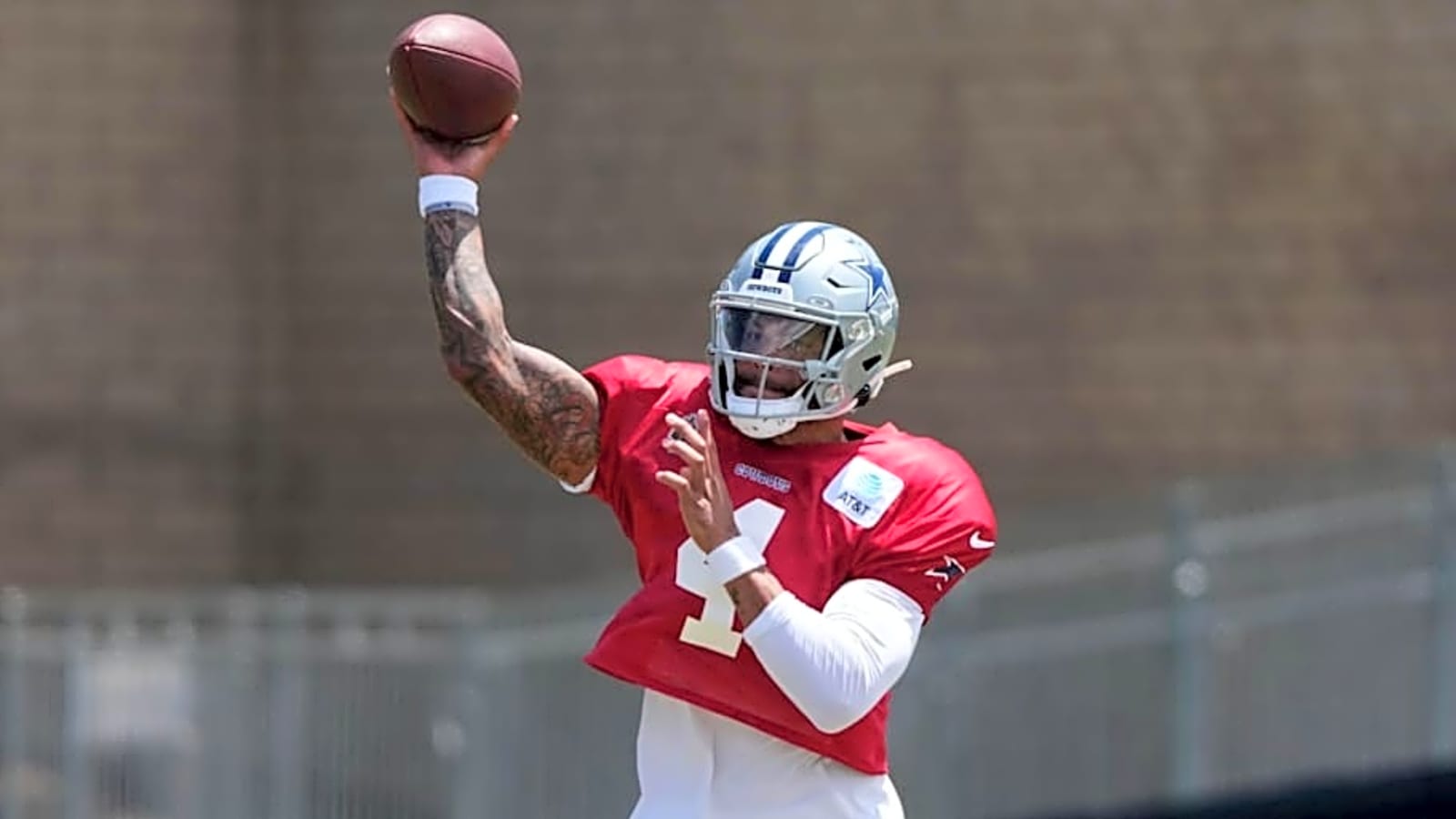 Dak Prescott gets top 10 ranking in key QB trait from NFL analyst