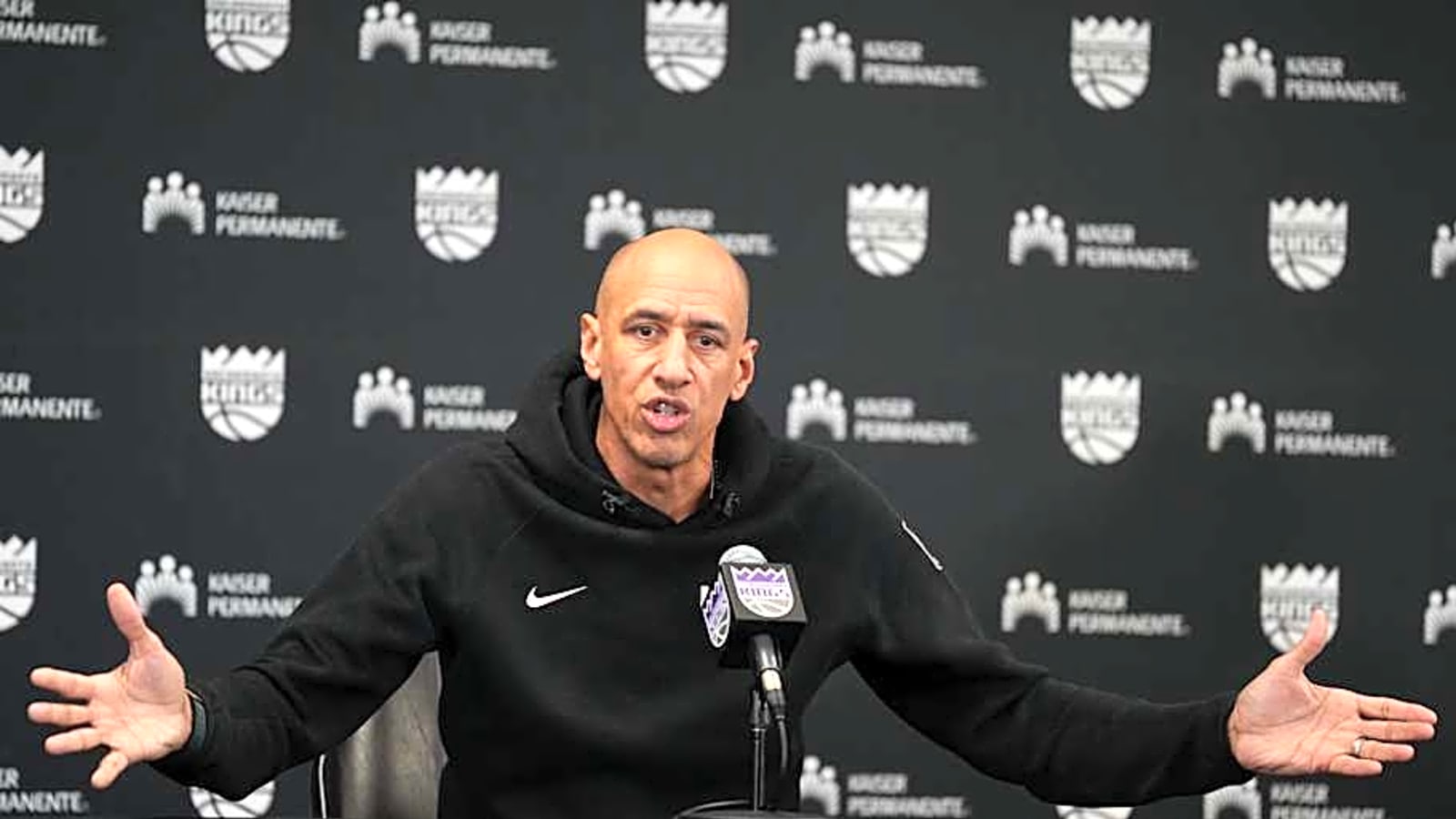Sacramento Kings Reportedly Make Trade Offer To Golden State Warriors