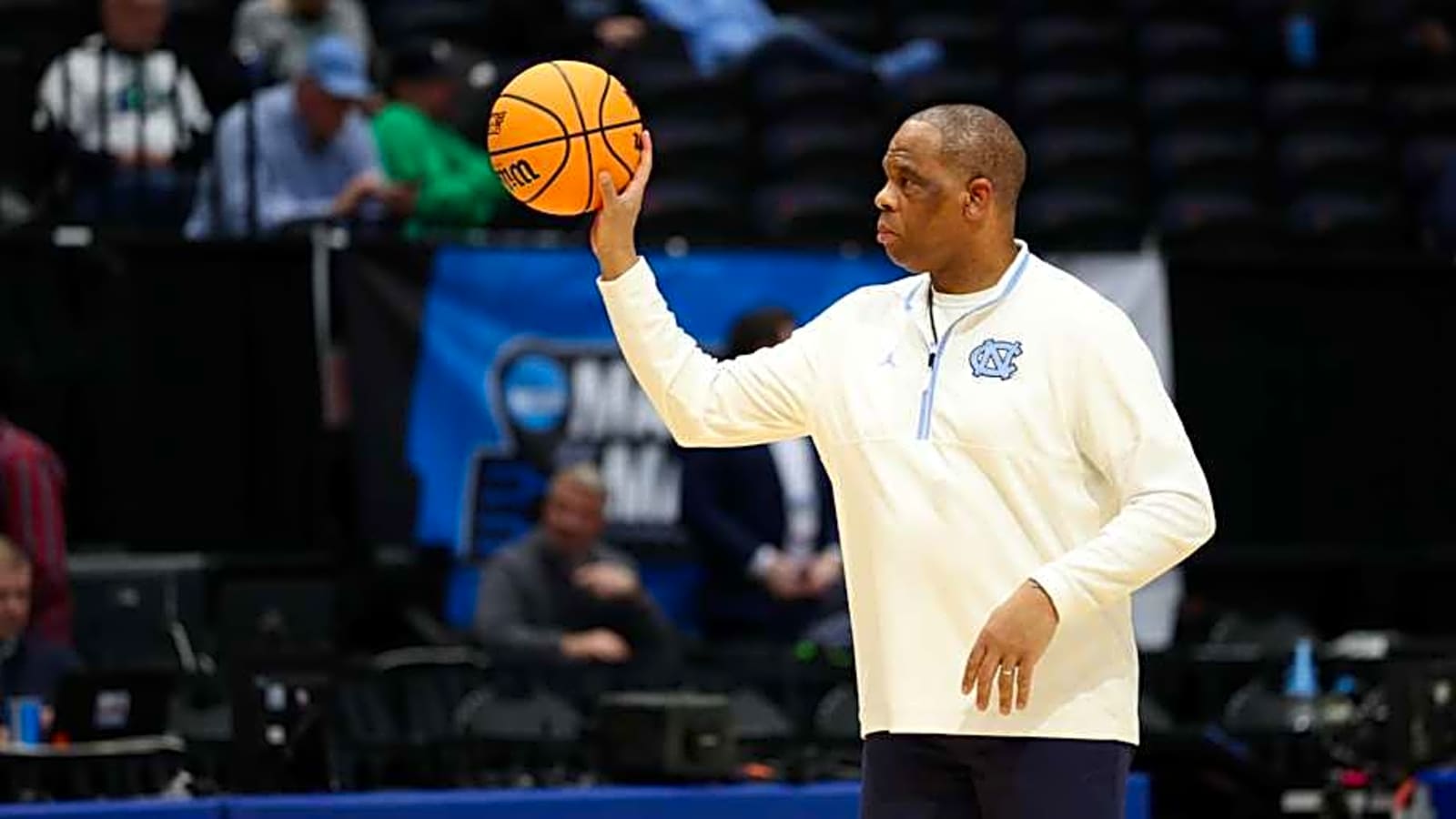 UNC Basketball Projected to &#39;Heavily Pursue&#39; Gifted Lefty in Raleigh