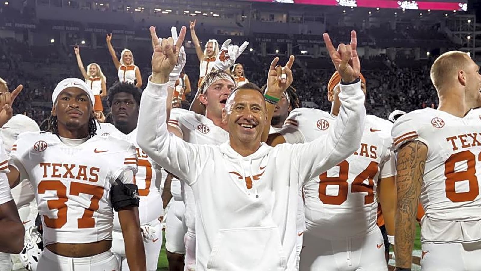 Texas Adds Commitment From Elite In-State WR