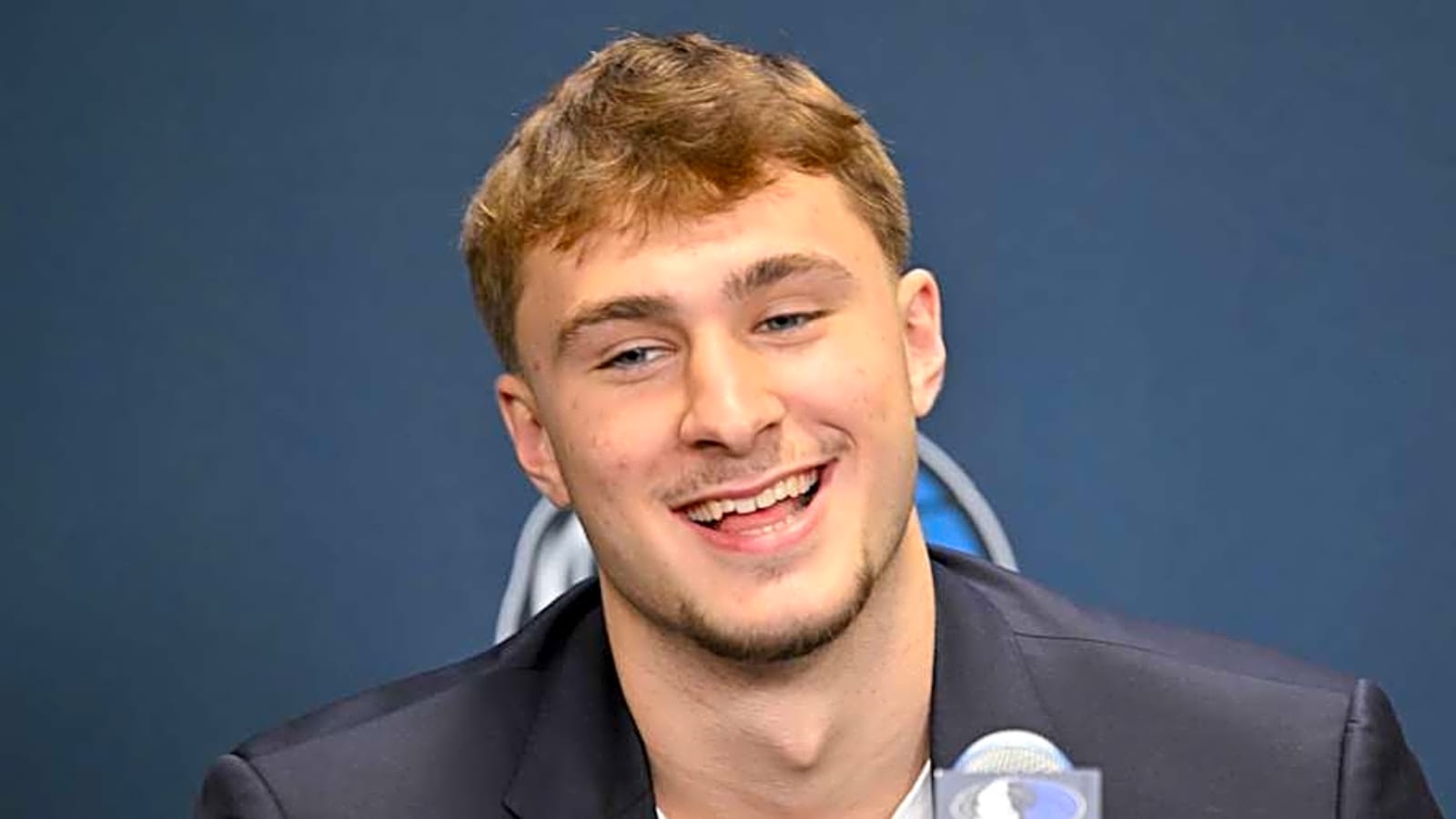 Dallas Mavericks make awesome debut of Cooper Flagg in uniform