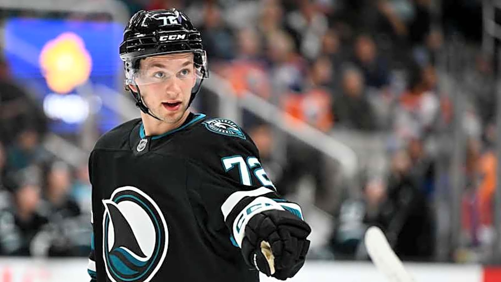 Sharks Sign Rising Star to Bridge Deal