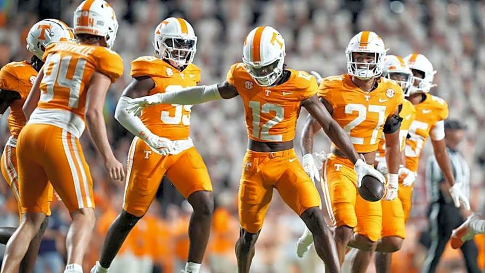 West Virginia Enters the Mix for Tennessee DB Transfer John Slaughter