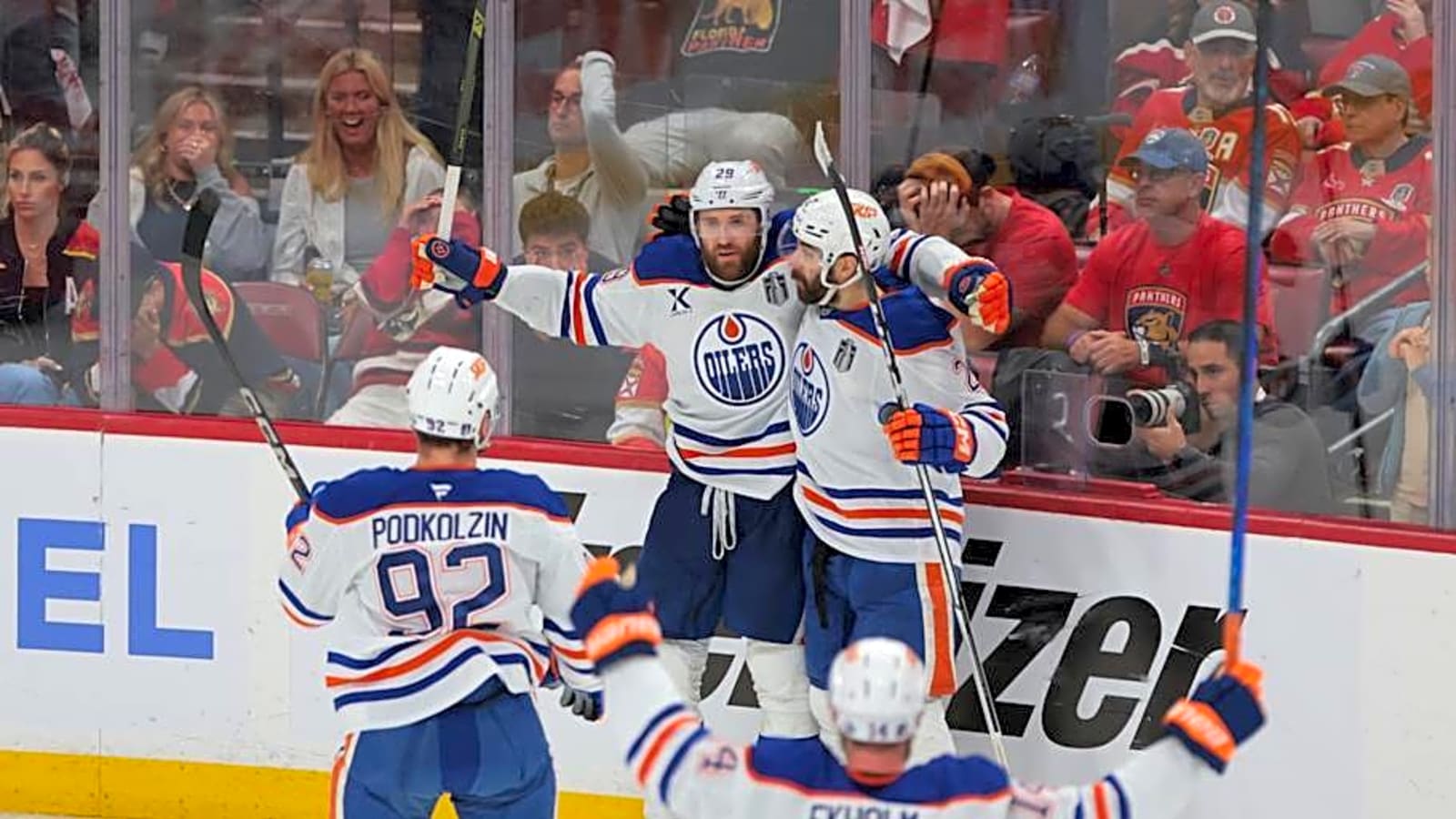 Oilers Defeat Panthers in Game 4 of Stanley Cup Final