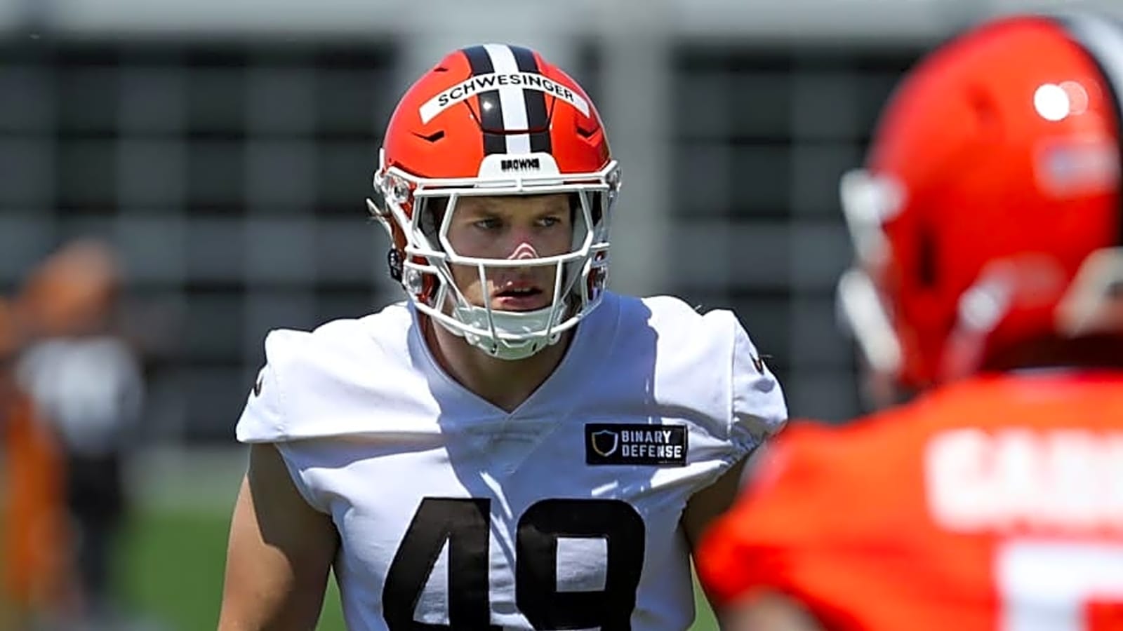 NFL Legend Weighs in on How UCLA&#39;s Schwesinger Impacts Browns