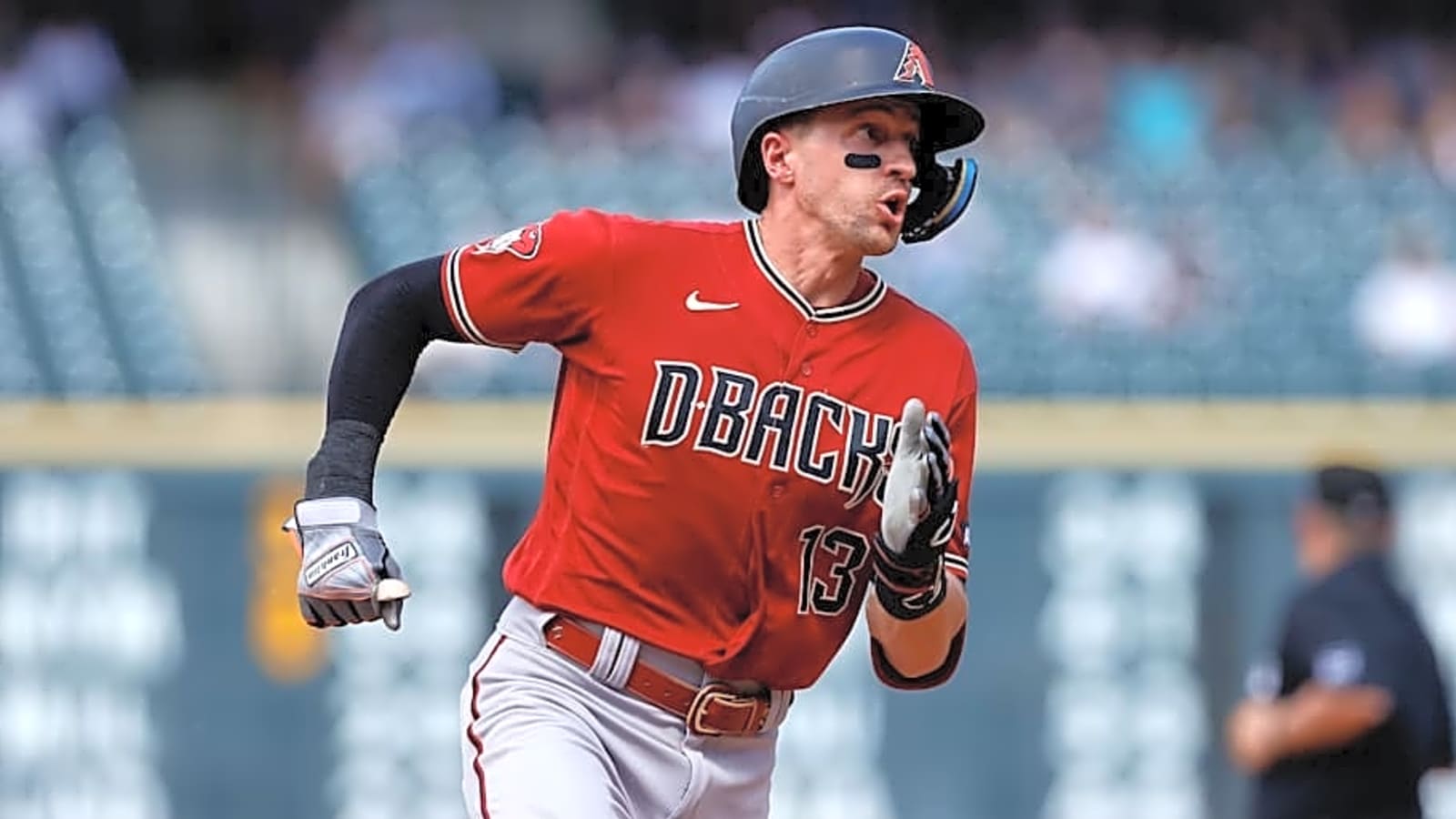 Former Diamondbacks&#39; Gold Glover Announces Retirement