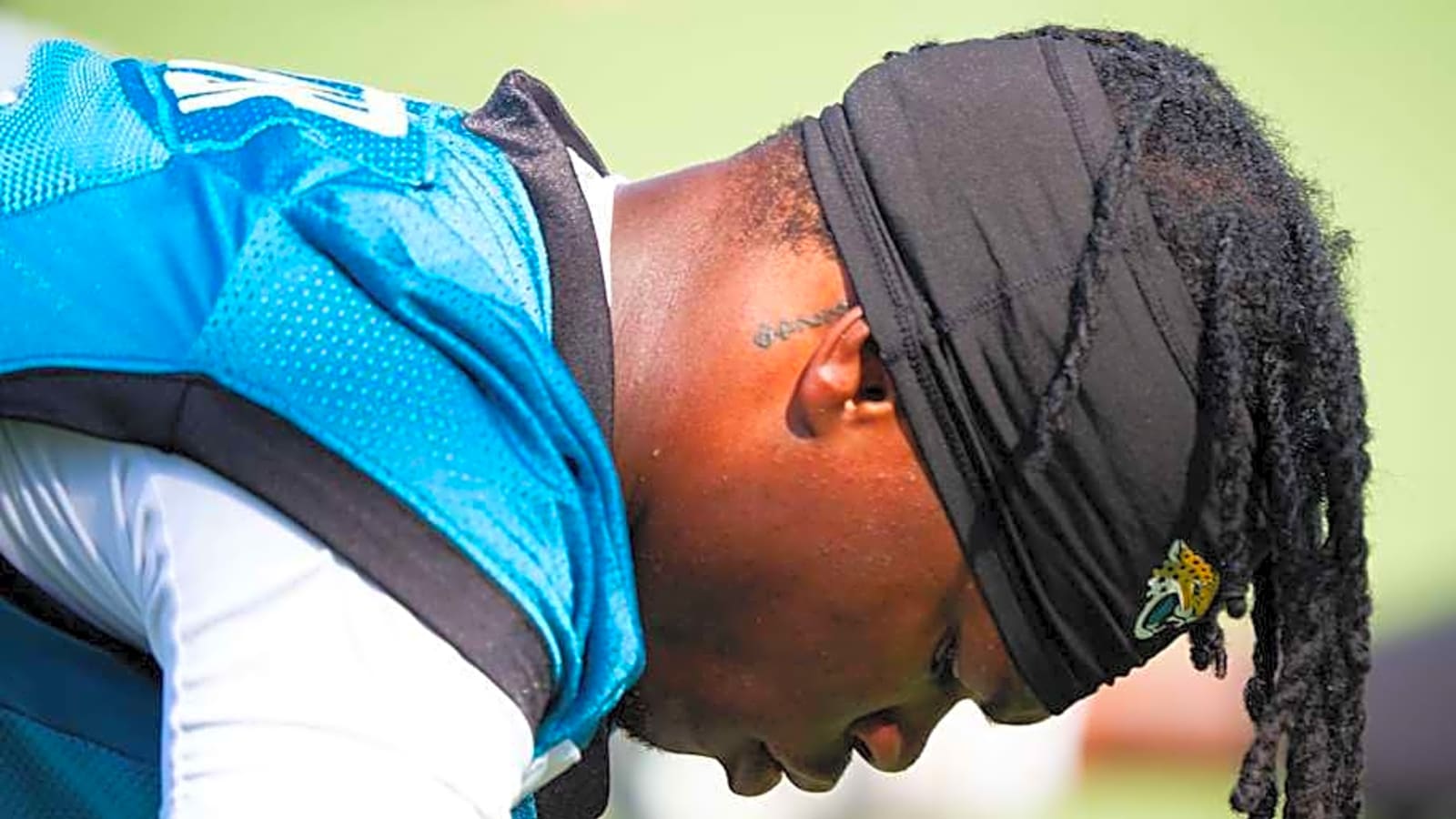 Jaguars&#39; Travis Hunter Has All Eyes on Him After Minicamp