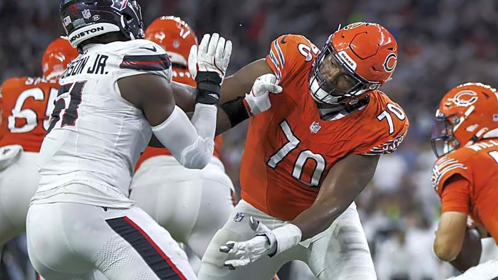 Bears&#39; Braxton Jones named top trade candidate by ESPN