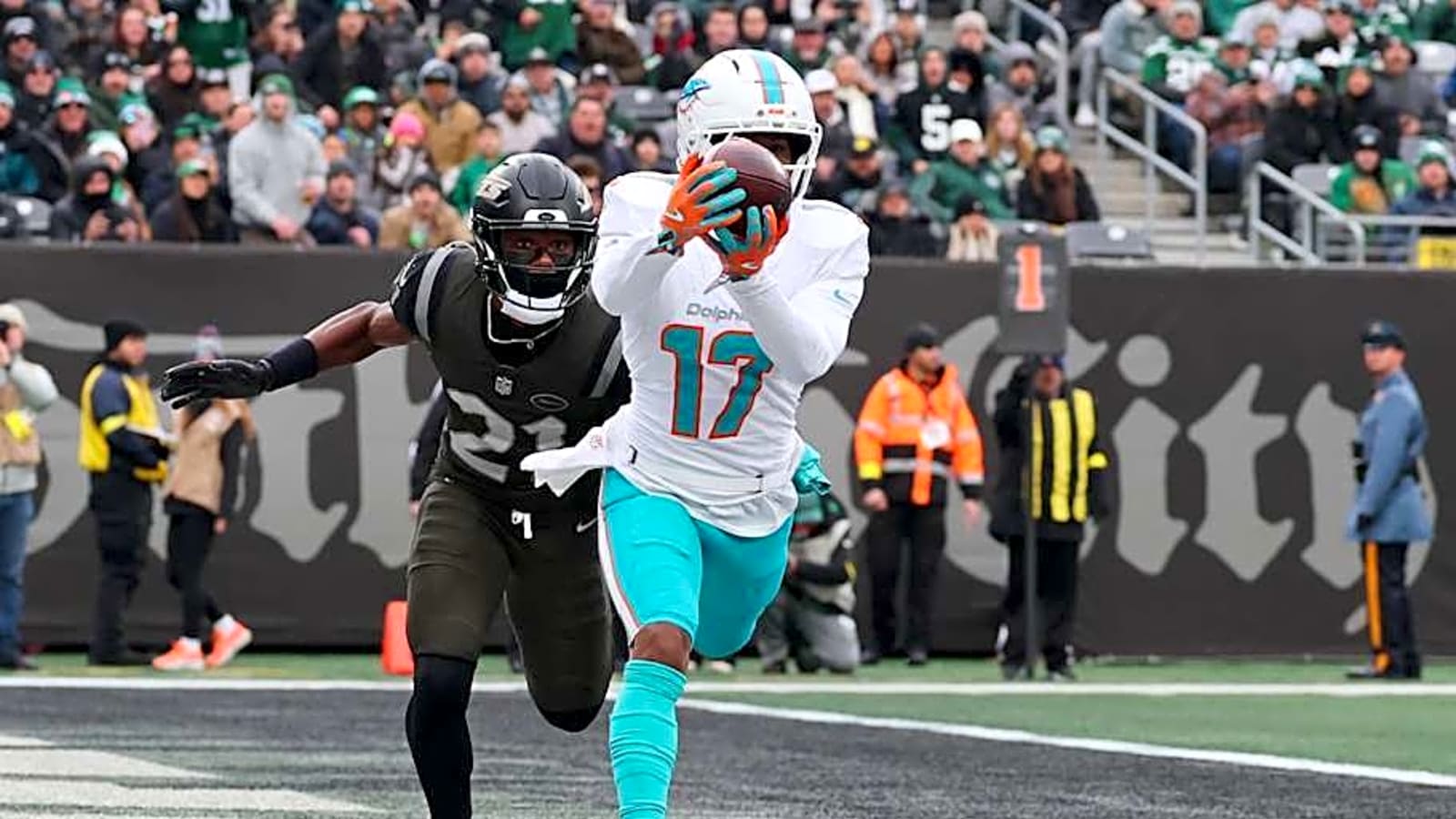 Broncos Considered Other Options Before Acquiring Jaylen Waddle