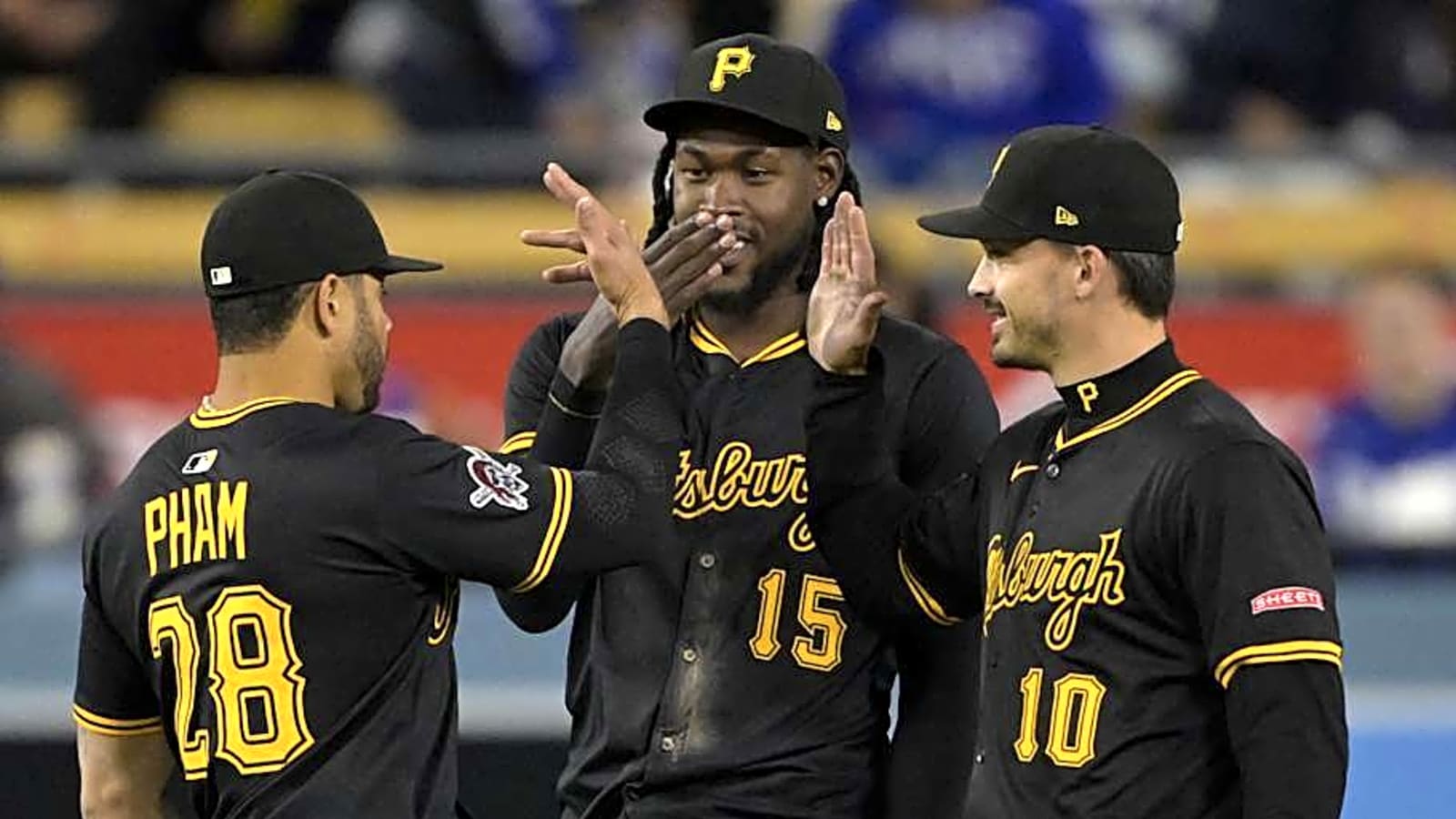 All-Star Outfielder Could Block Trade to  Report