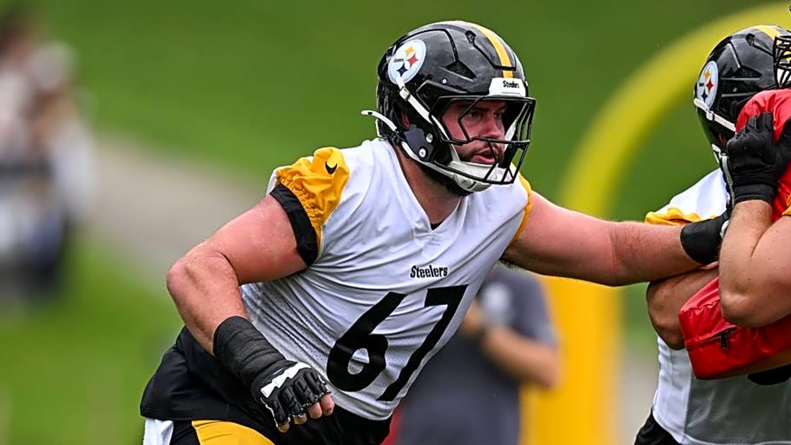 Steelers Testing Out OL Changes Before Bengals Game