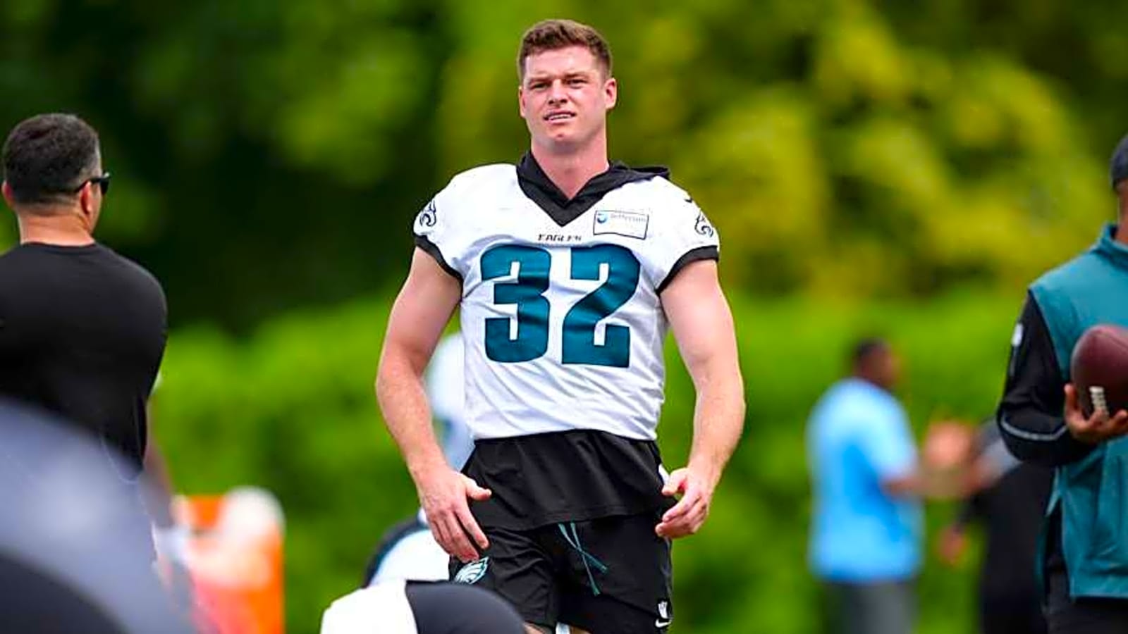 Making Sense Of Eagles Contract Extension Rumors